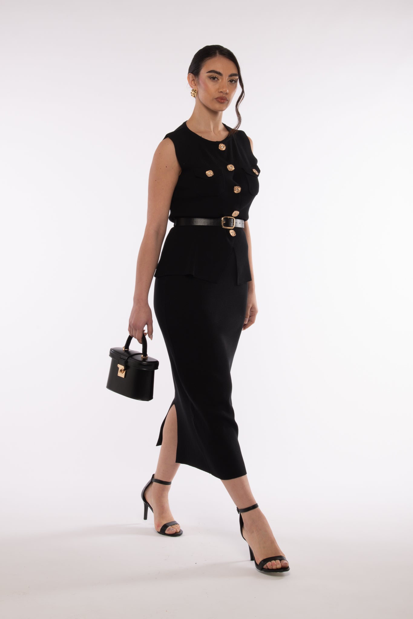 Coordinato ‘GILET+GONNA BOTTONI ORO’ Nero