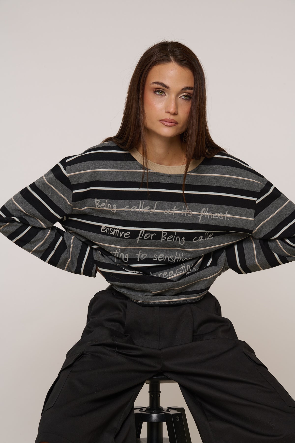Maglia ‘100% COTONE’ Righe Nere e Grigie