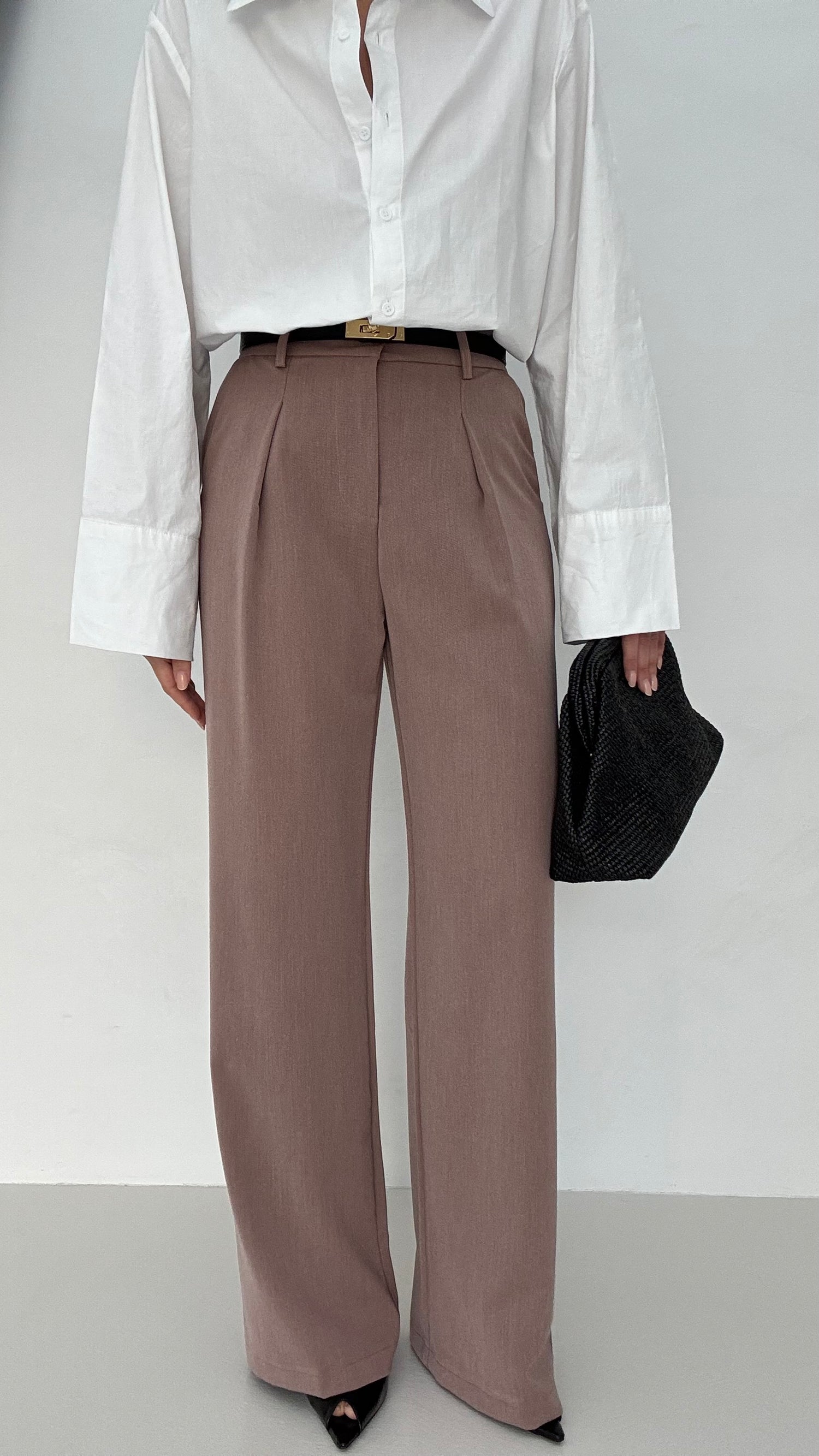 Pantalone con pence brown card