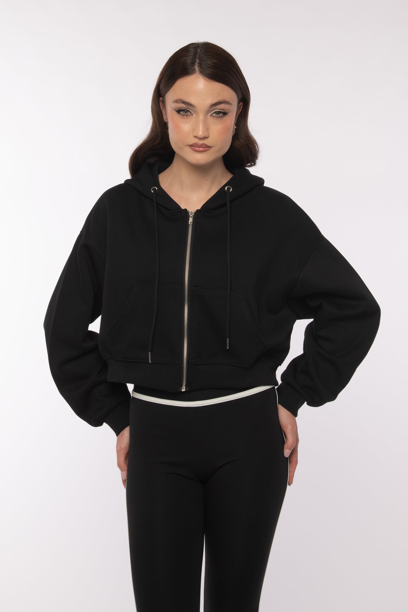Felpa crop ‘65%COTONE’ Nera