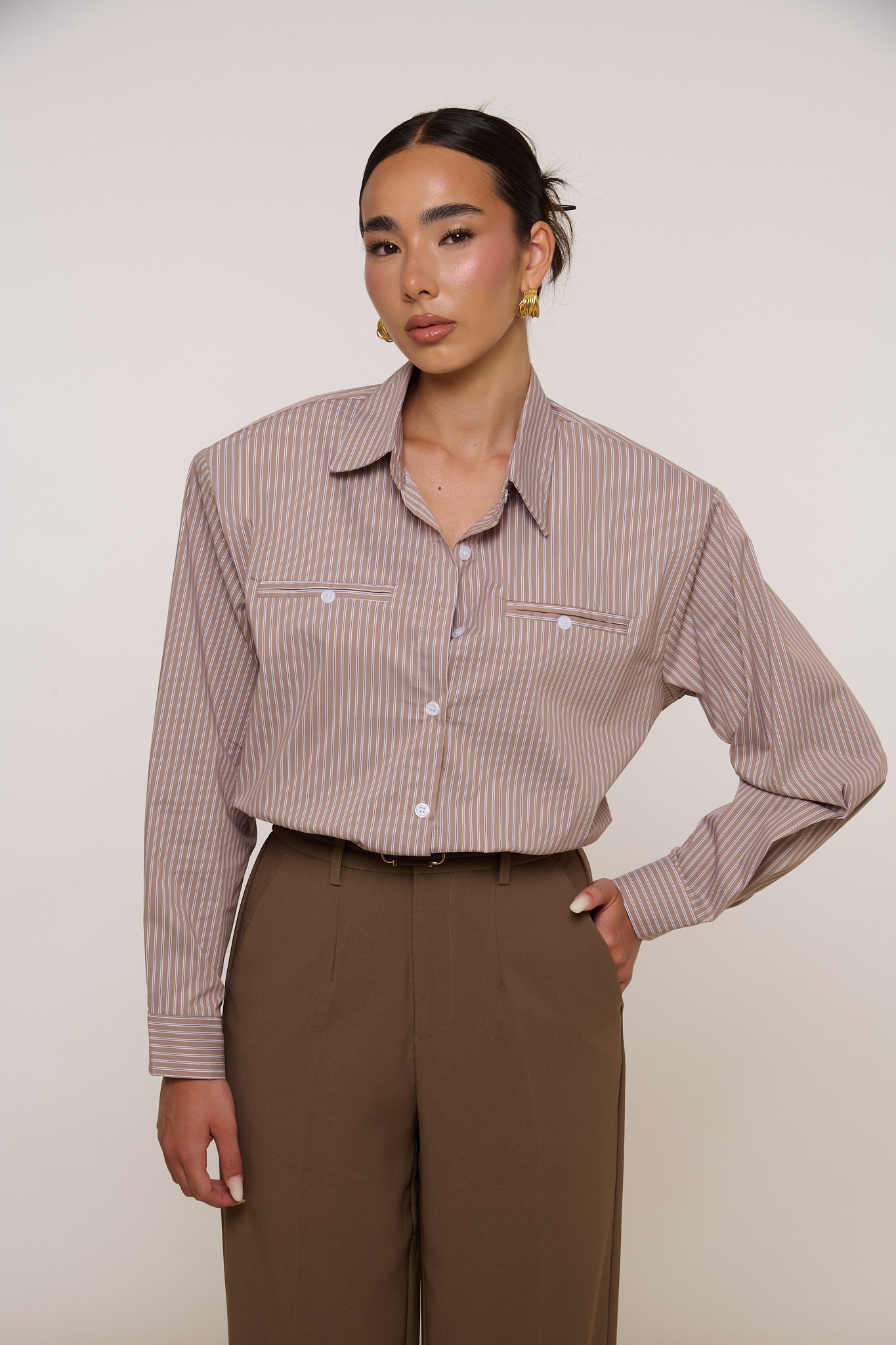 Camicia ‘MAXI SPALLINA A RIGHE’ Fango