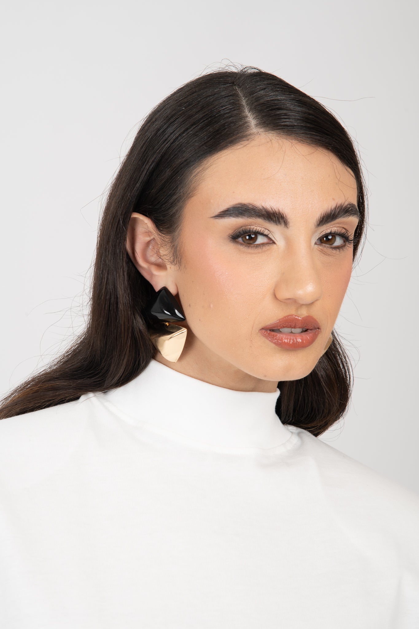 Orecchini ‘DOPPIO TRIANGOLO’ Nero e Oro