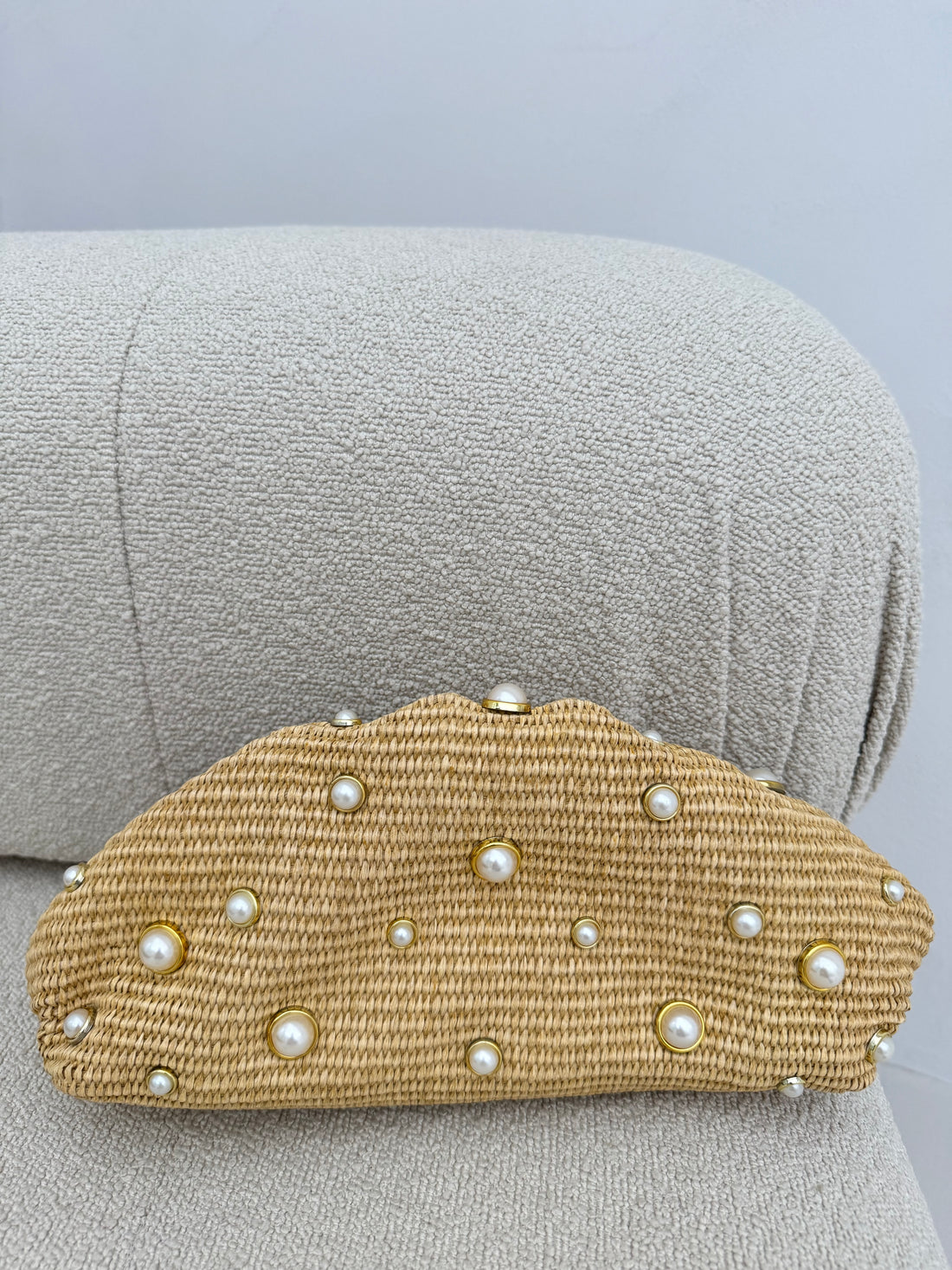 Pochette ‘RAFIA E BORCHIE’ Beige