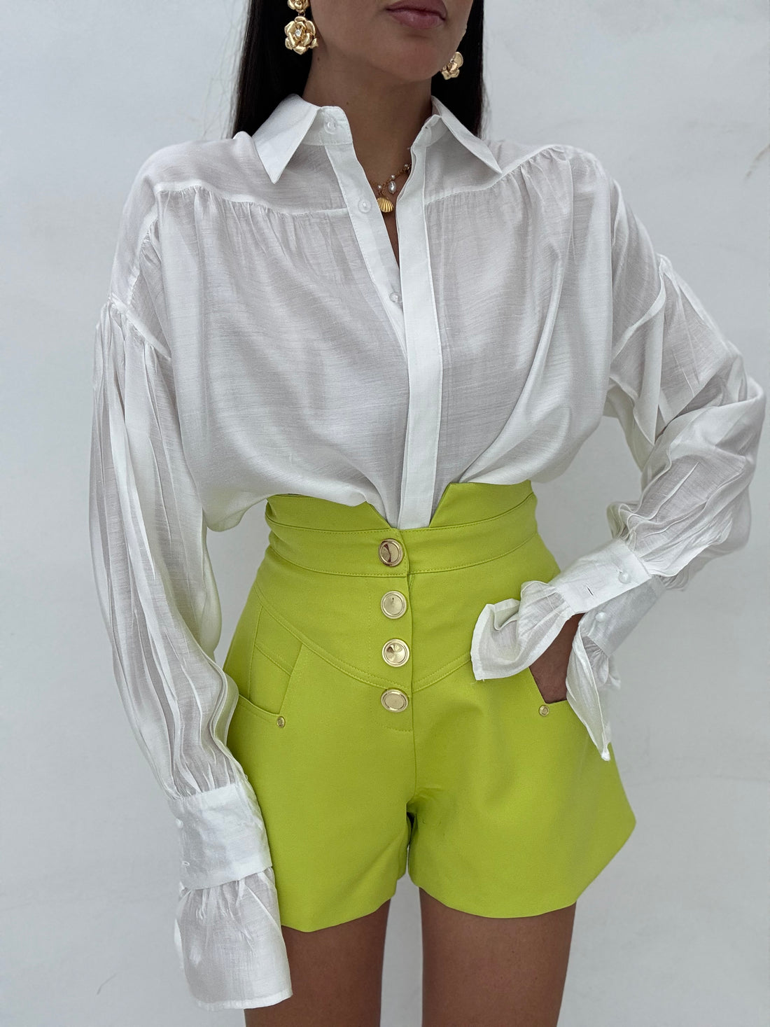 Camicia ‘VELATA’ con rouches al polso Bianca