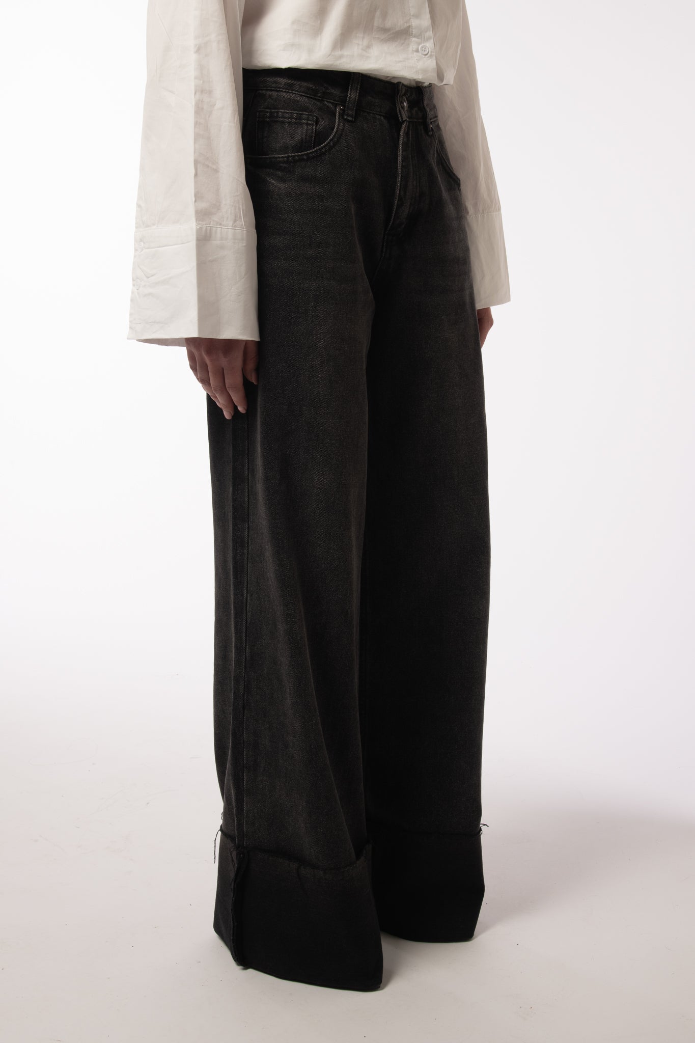 Jeans ‘PIEGONE’ Nero