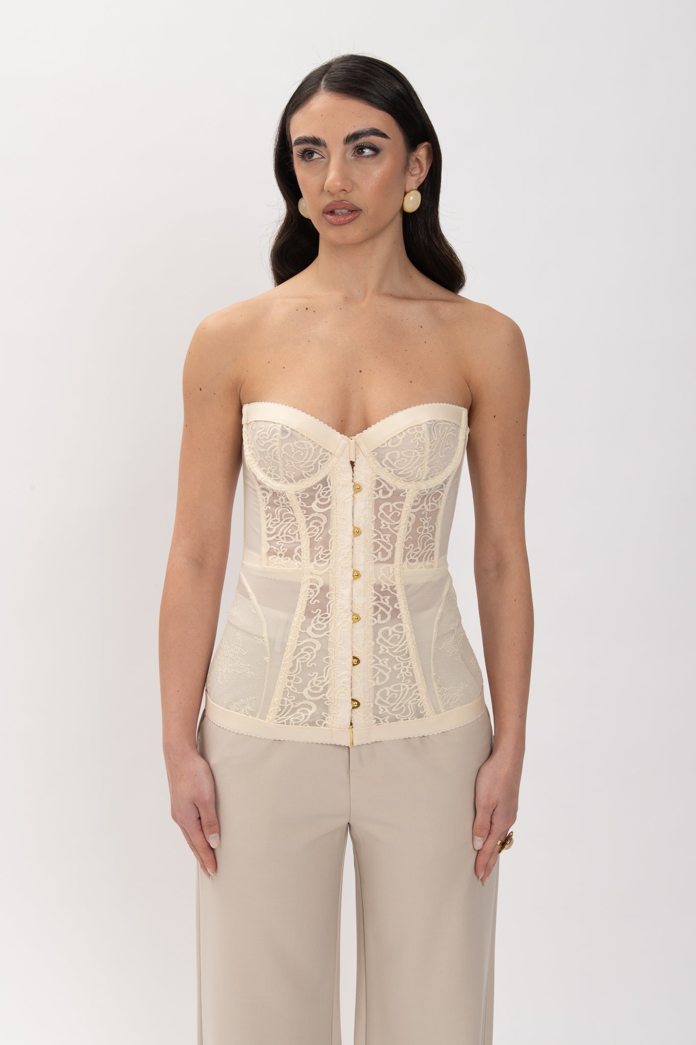 Corpetto ‘IN PIZZO CON STRINGHE’ Panna