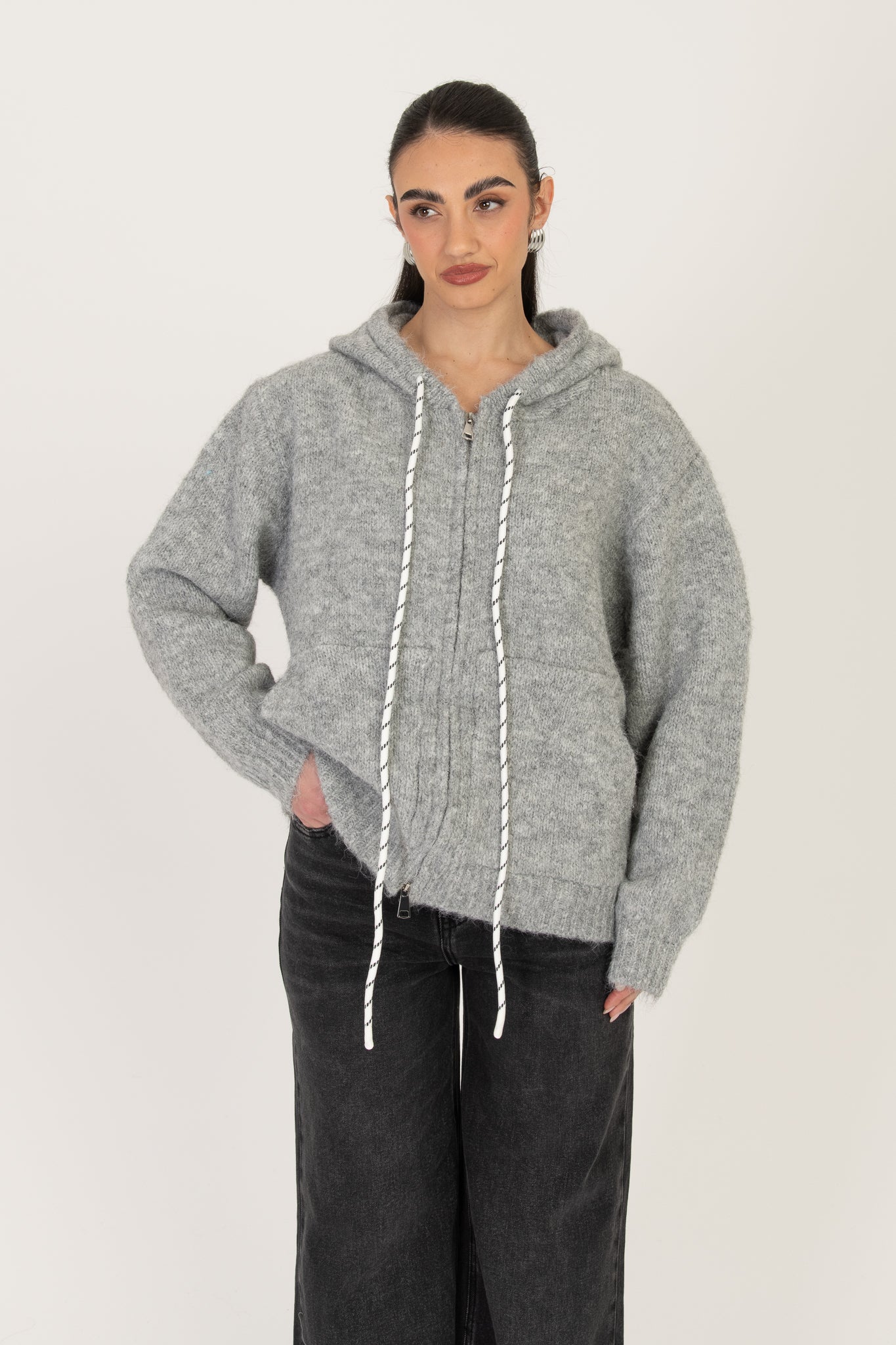 Maglione con cappuccio   ‘LACCETTI E ZIP’ Grigio Chiaro