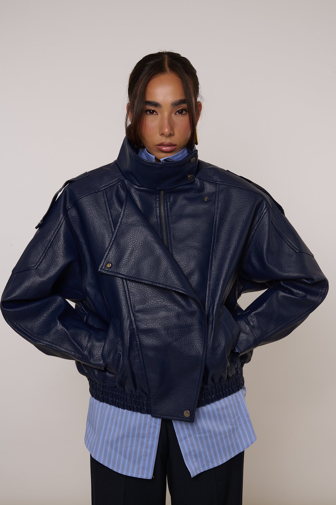 Chiodo/Bomber ‘COLLO ALTO’ ecopelle Blu Notte