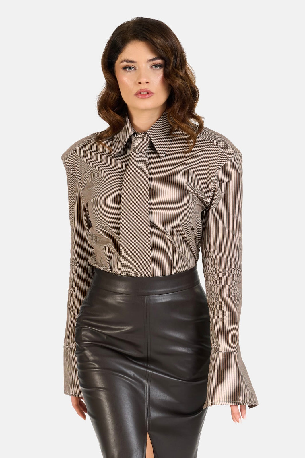 Camicia ‘MAXI SPALLINA+CRAVATTA 3&33’ righe Camel e Beige