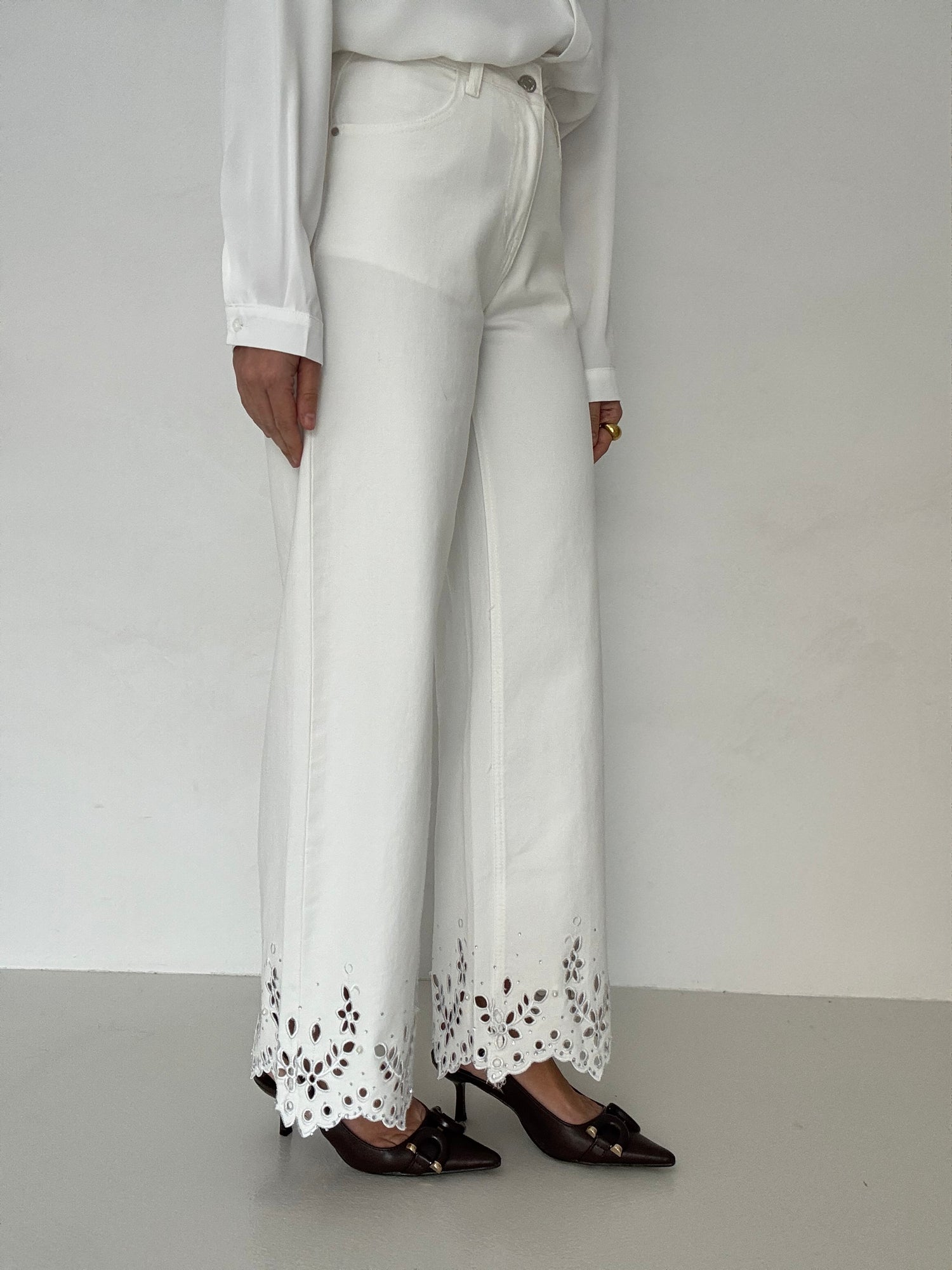 Jeans ‘RICAMI SUL FONDO’ Bianco