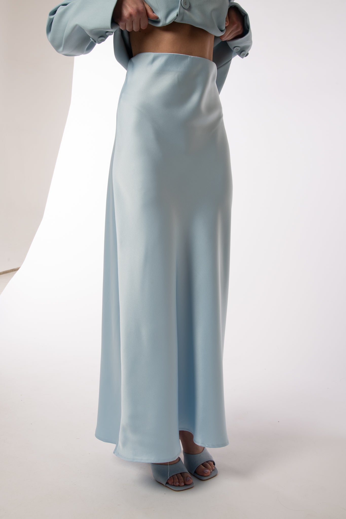 Gonna Longuette ‘SATIN’ Azzurra