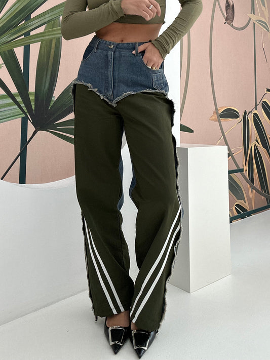 Jeans con tessuto tecnico verde militare sul davanti
