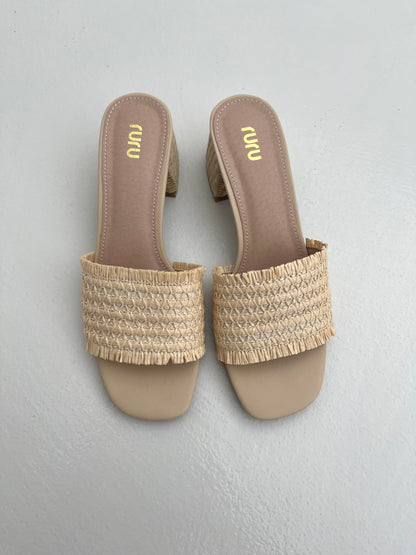 Sabot con tacco ‘IN RAFIA’ beige