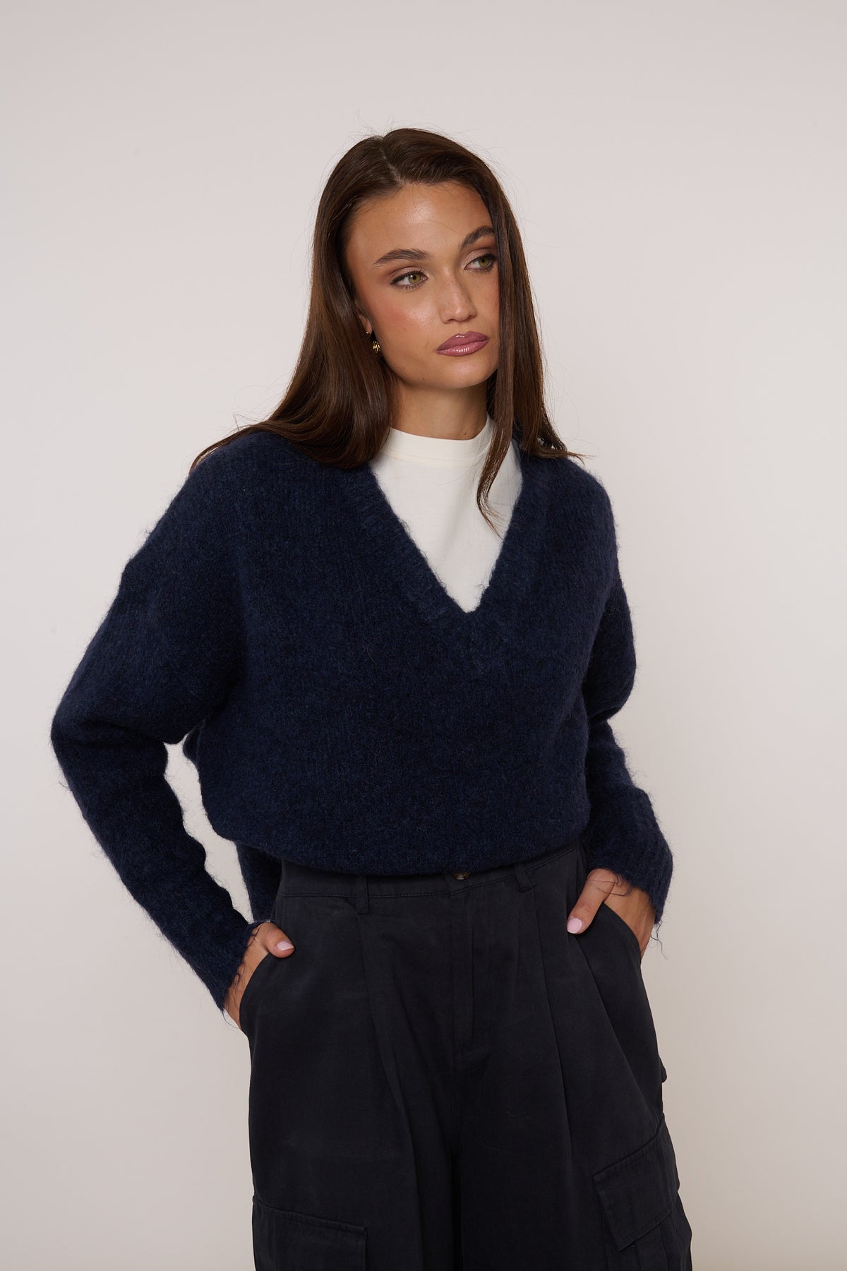 Maglione ‘SCOLLO V’ 5% LANA Blu Notte