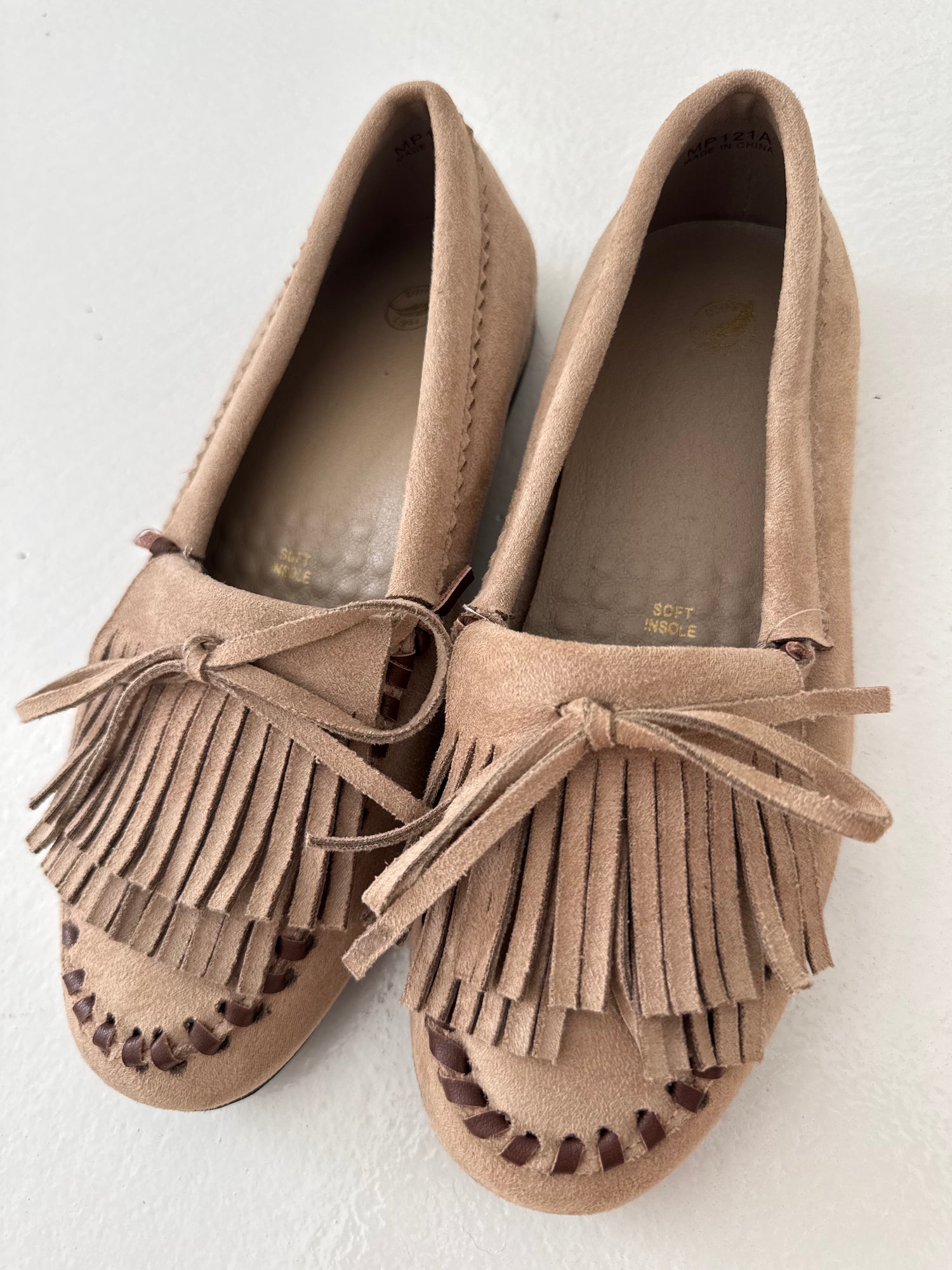 Mocassino ‘FRANGE’ in Suede Beige