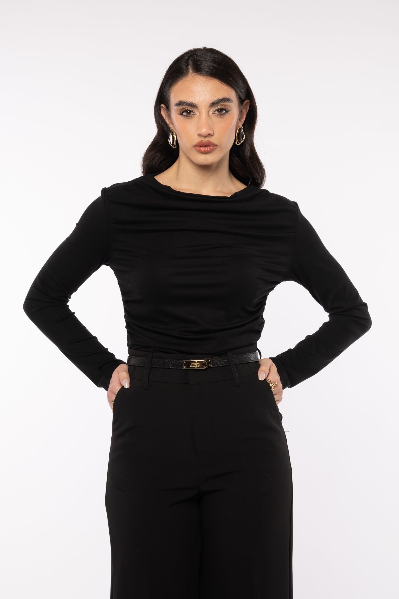 Maglia ‘SCOLLO BARCA’ con spalline Nera