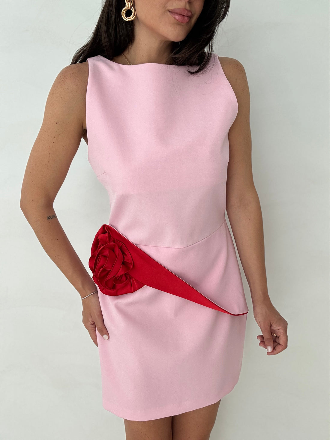 Abito ‘PRISCILLA’ con rouches rosa by lumina Rosa