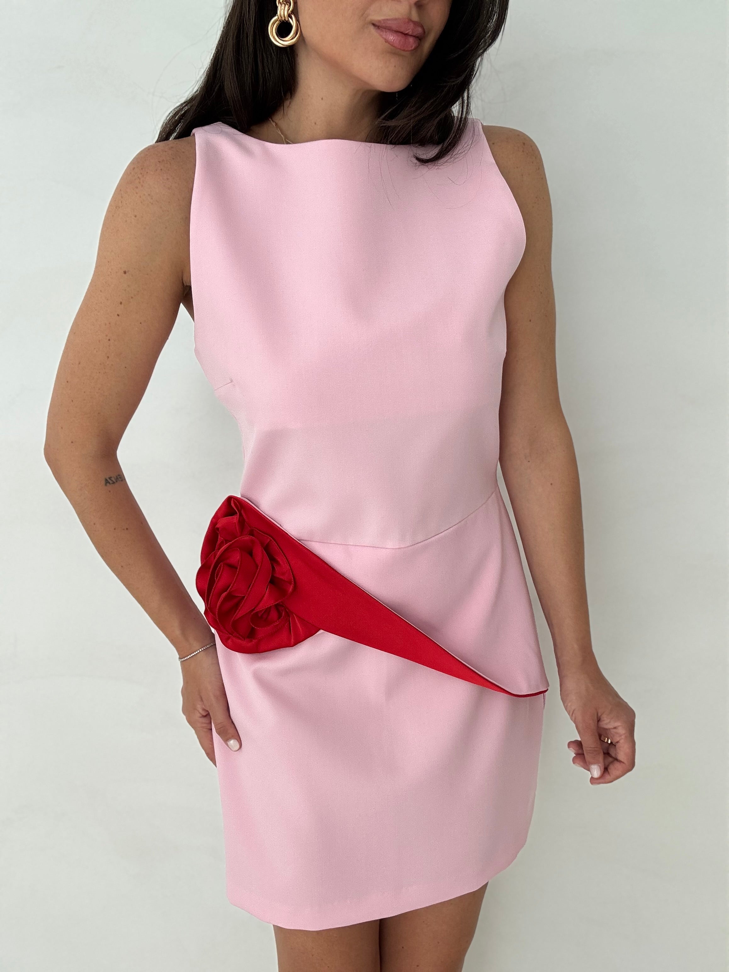 Abito ‘PRISCILLA’ con rouches rosa by lumina Rosa
