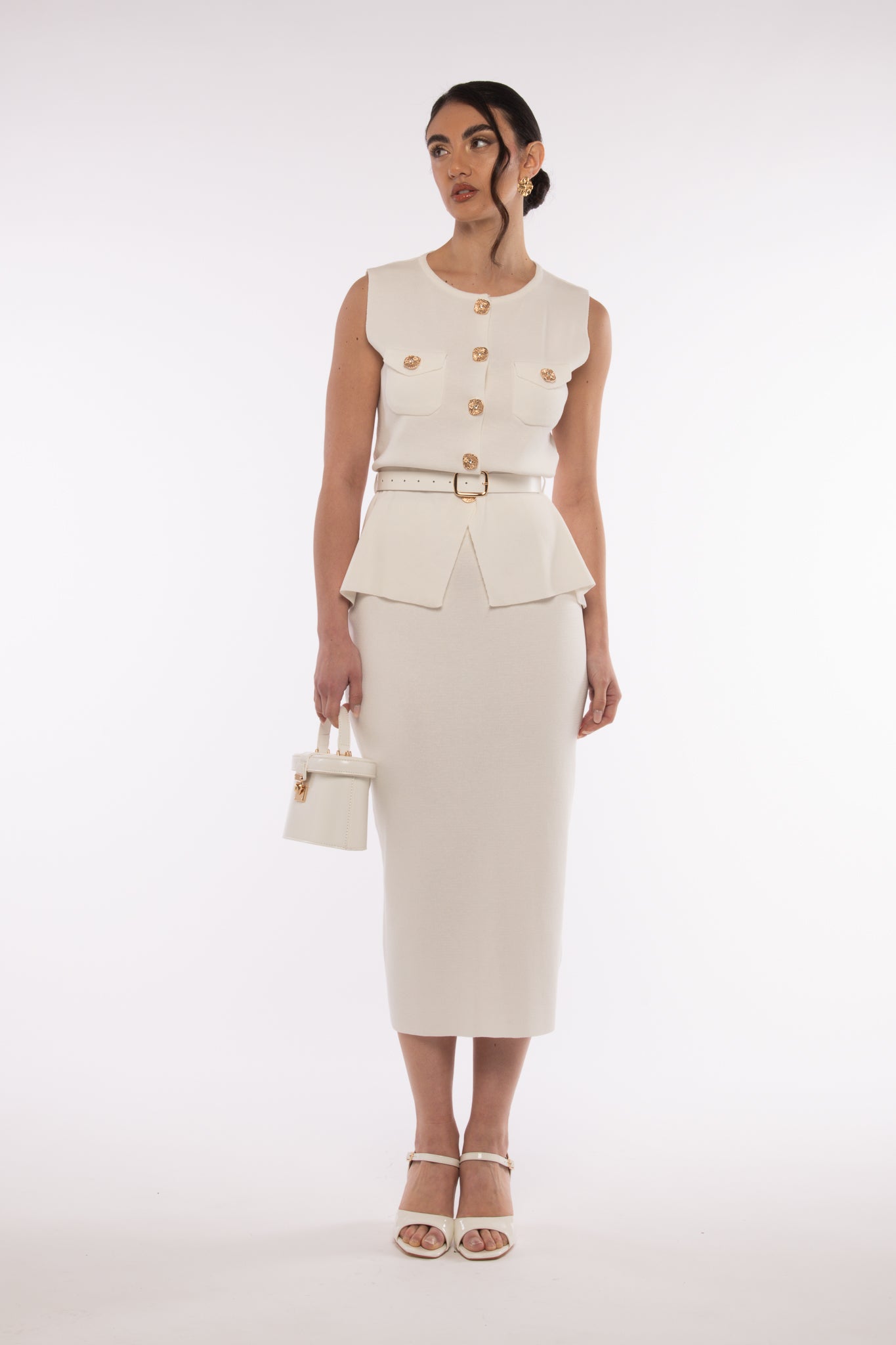 Coordinato ‘GILET+GONNA BOTTONI ORO’ Bianco