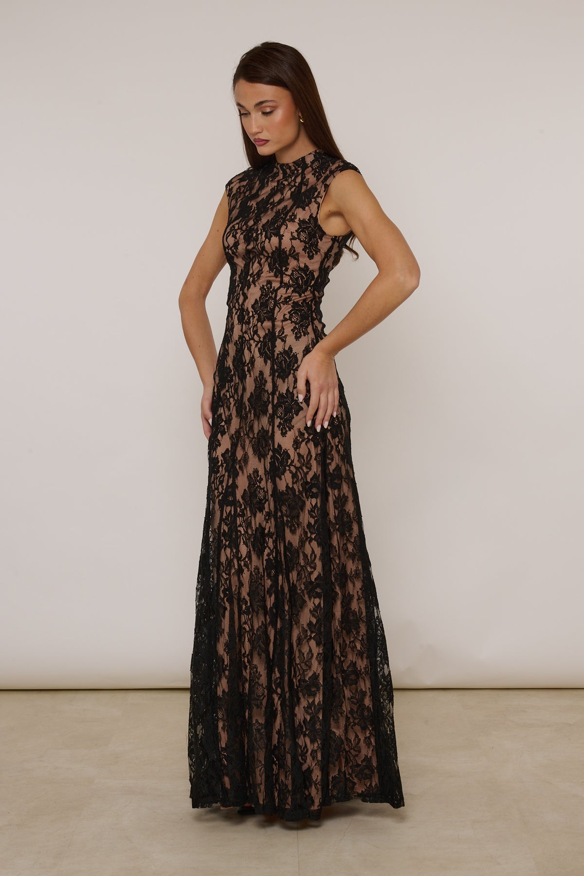 Abito ‘PIZZO’ Nero