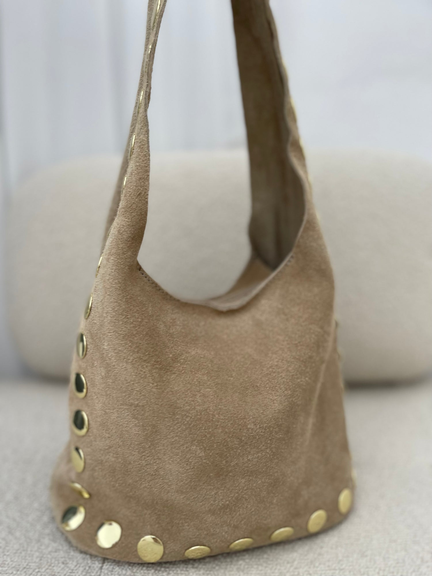 Borsa ‘SUEDE’ con borchie Beige