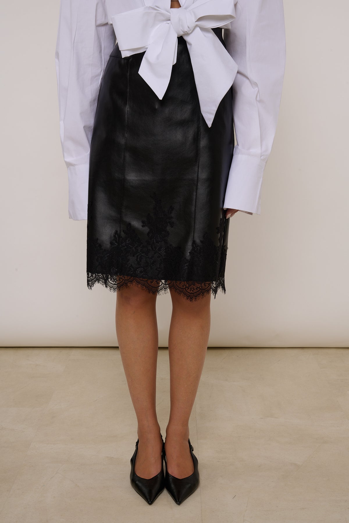 Gonna Midi ‘ DETTAGLIO IN PIZZO’ Nero