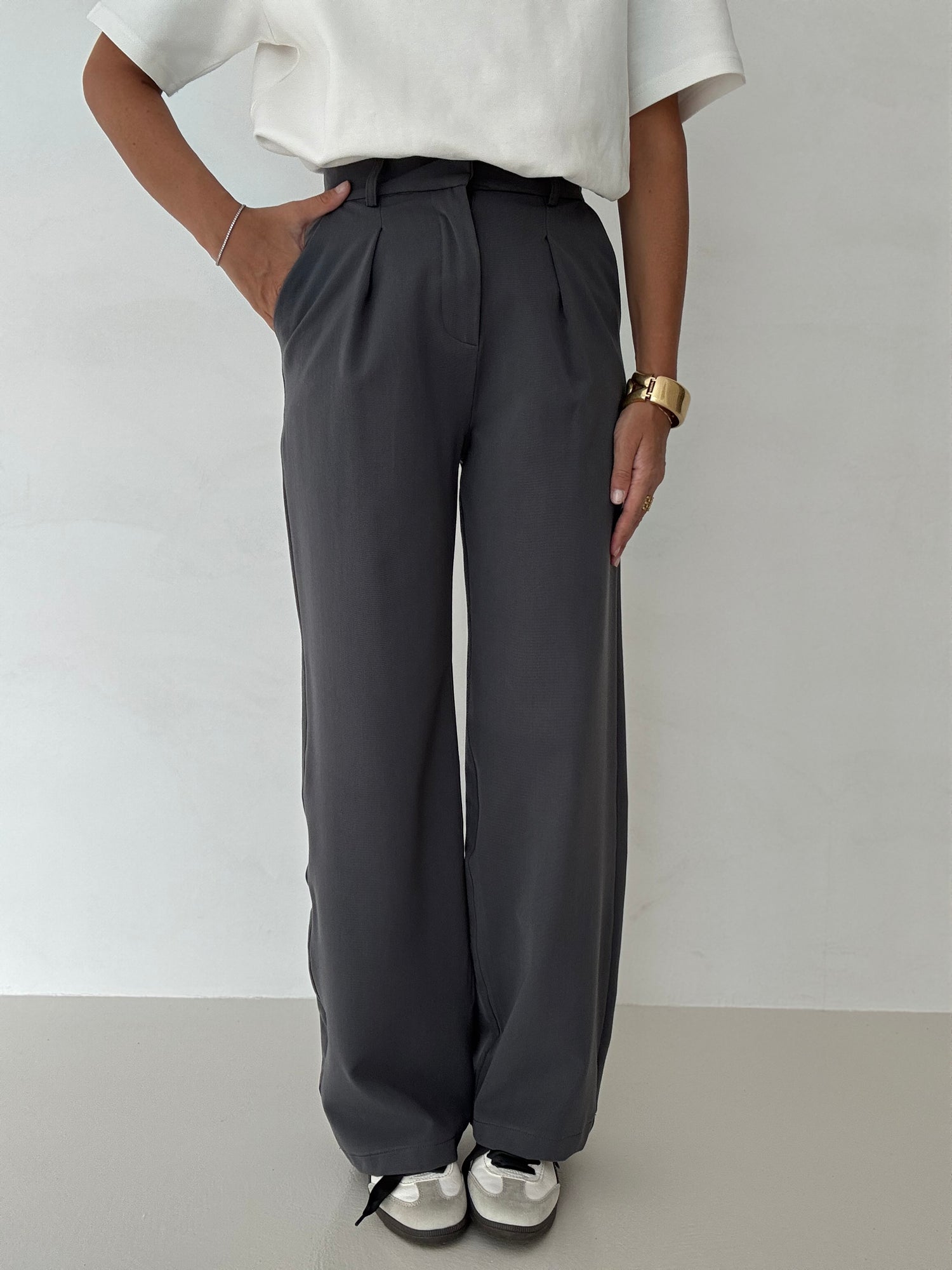 Pantalone con pence Grigio