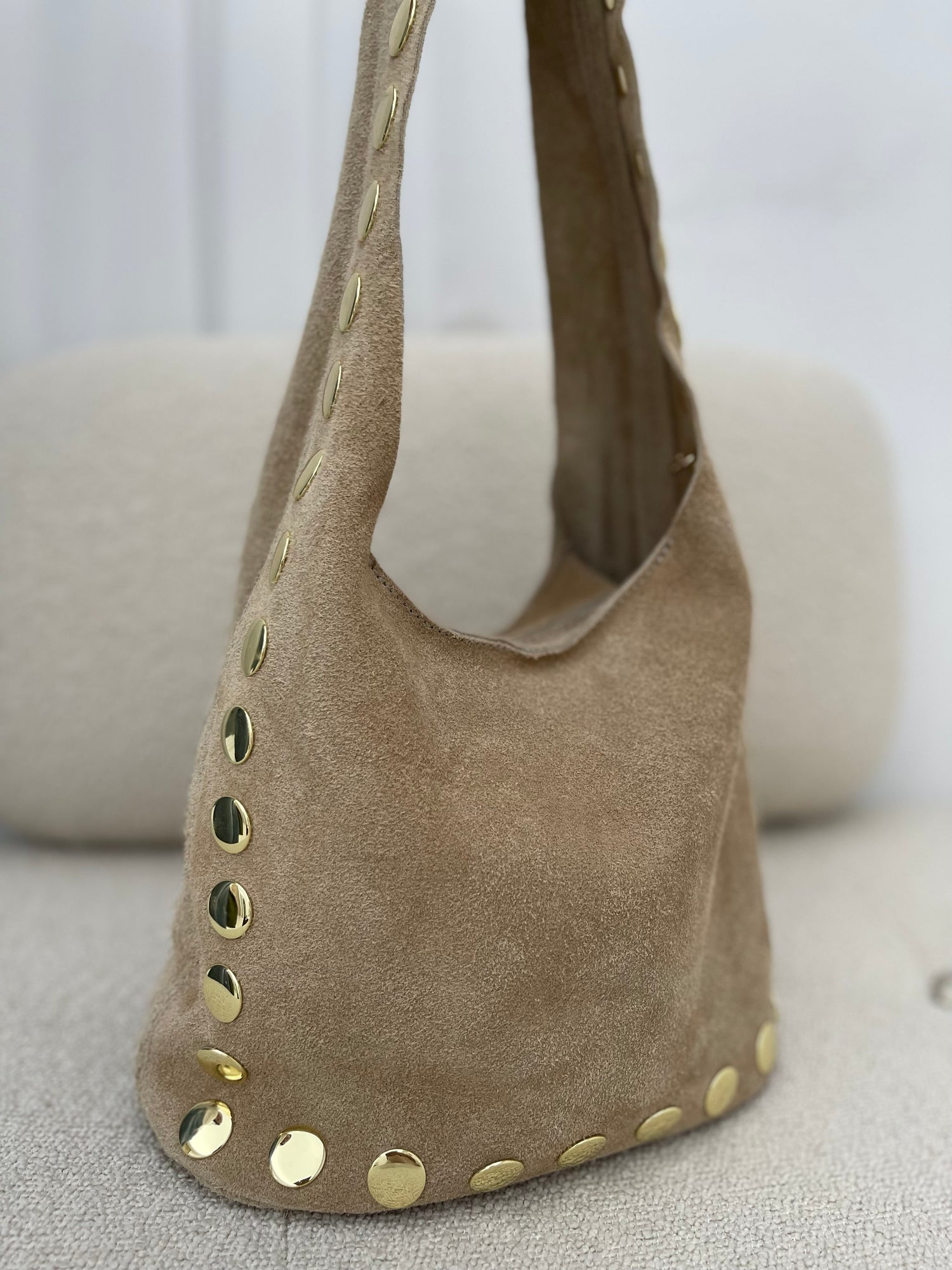 Borsa ‘SUEDE’ con borchie Beige
