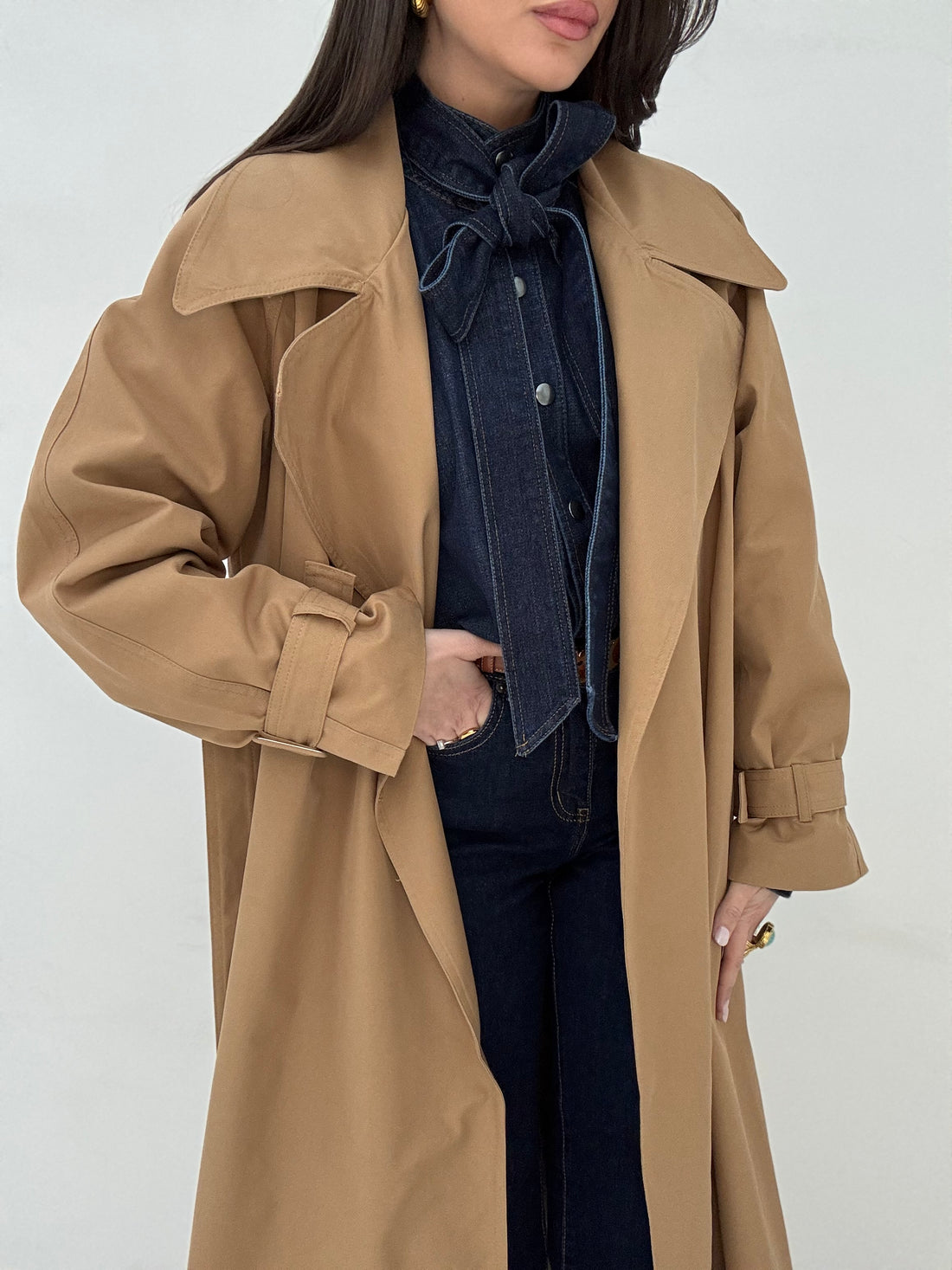 Trench ‘65%COTONE’ con cintura Camel