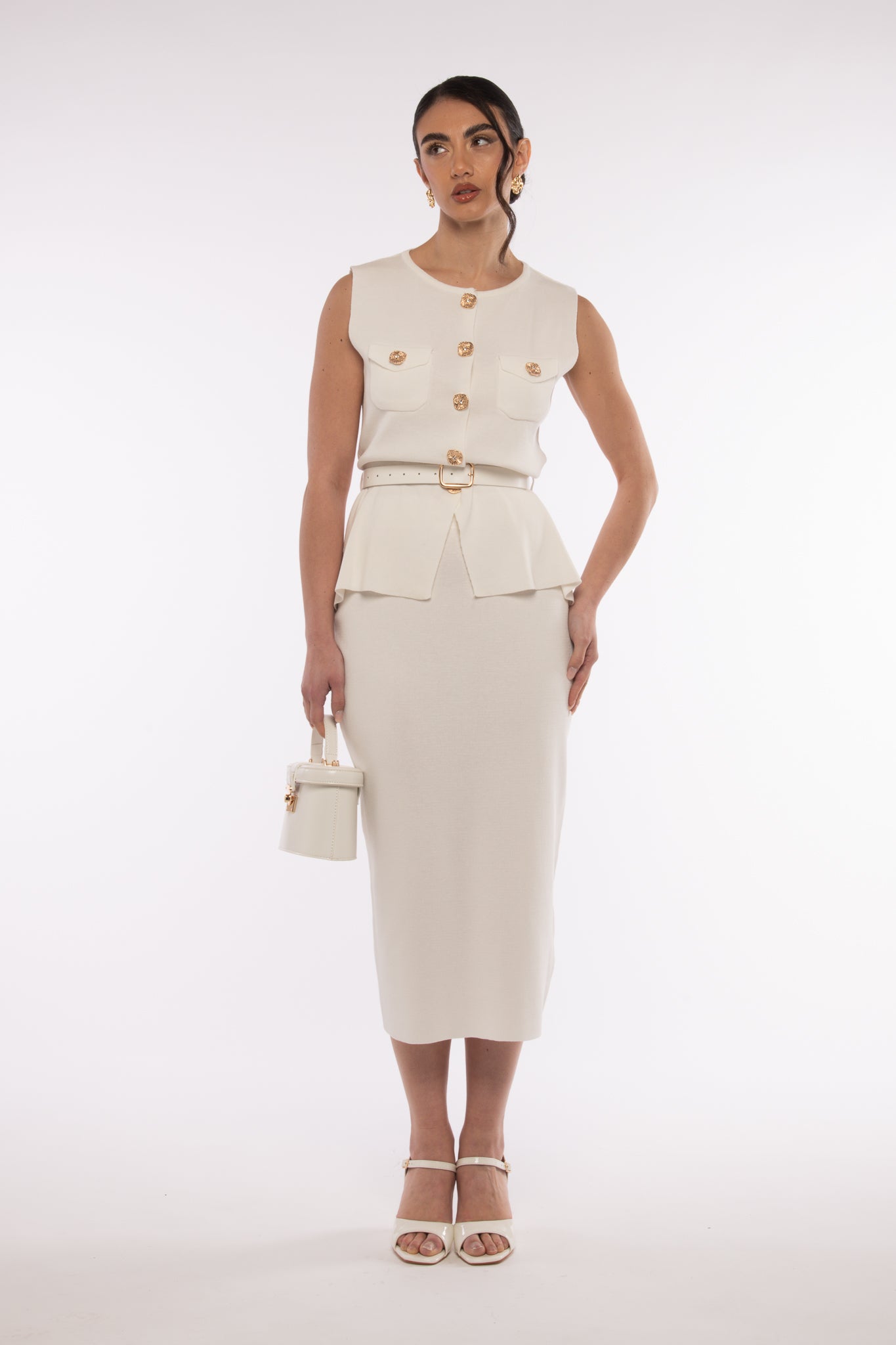 Coordinato ‘GILET+GONNA BOTTONI ORO’ Bianco