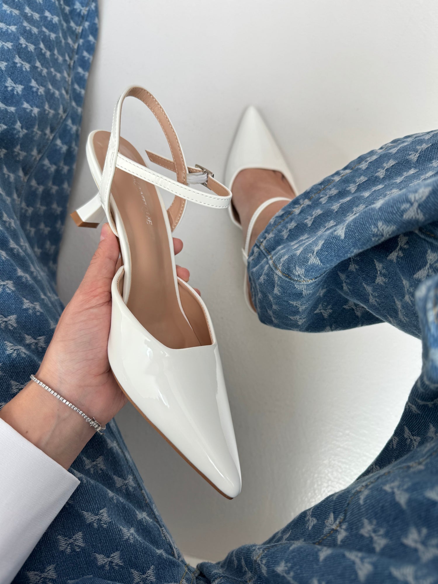 Décolleté ‘PUNTA VERNICE’ Bianco