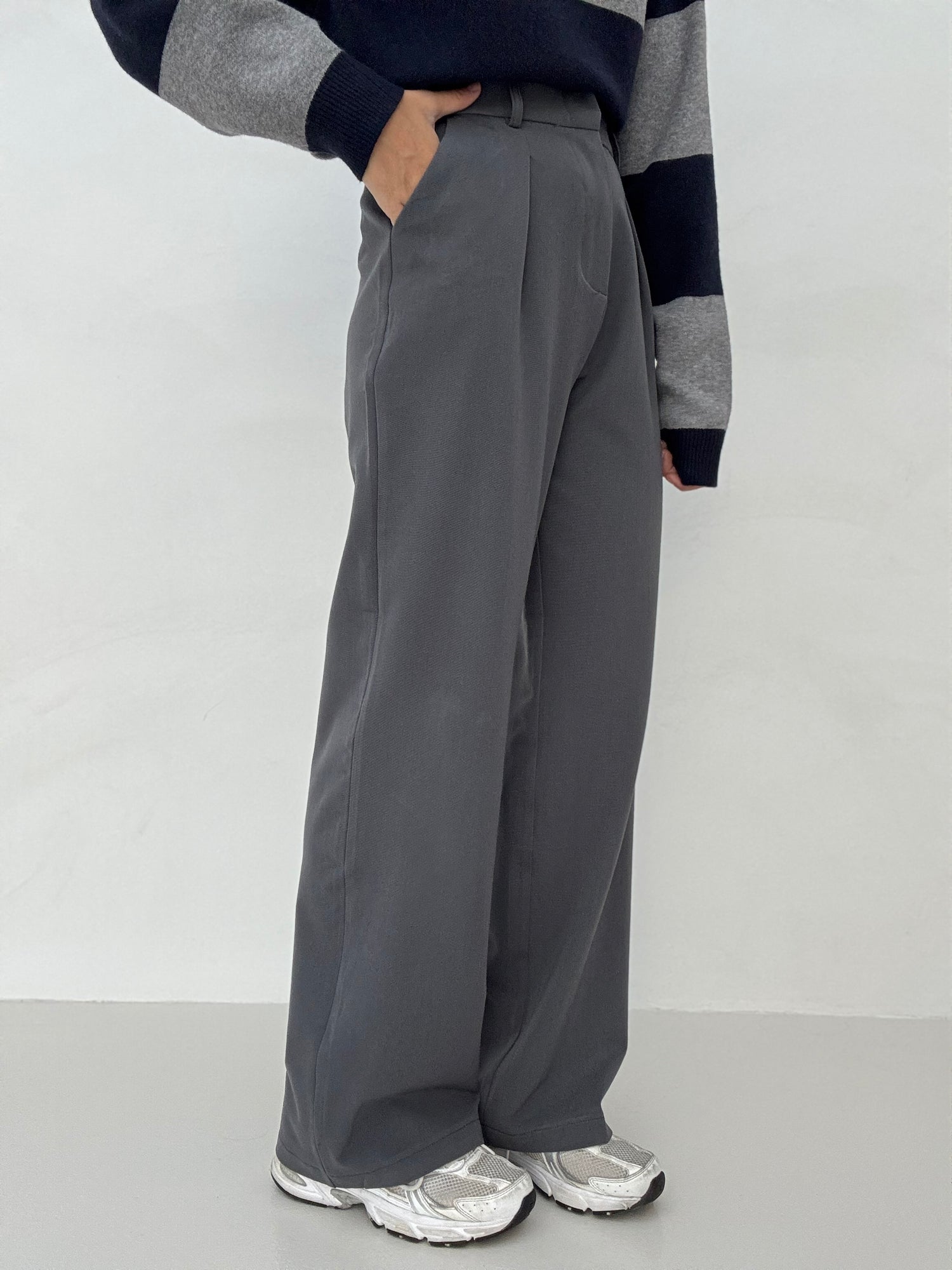 Pantalone con pence Grigio