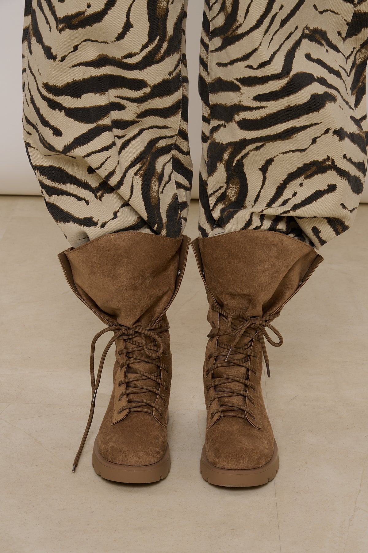 Stivale ‘BIKER’ Suede Beige