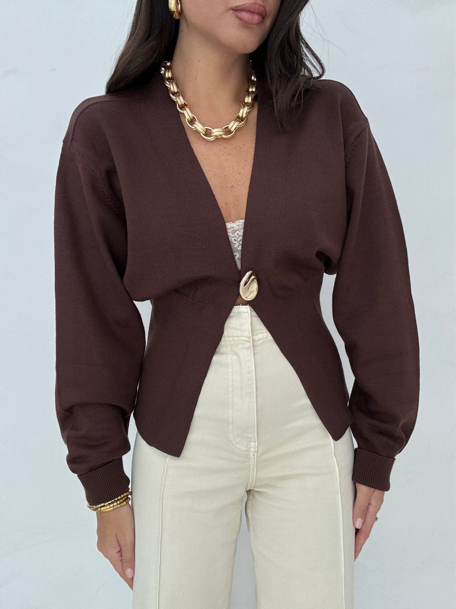 Cardigan ‘BOTTONE OVALE’ Cacao