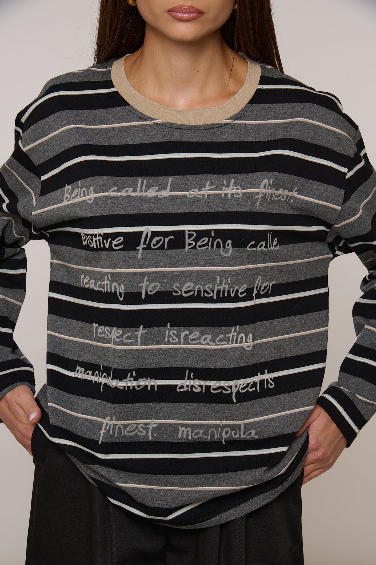 Maglia ‘100% COTONE’ Righe Nere e Grigie