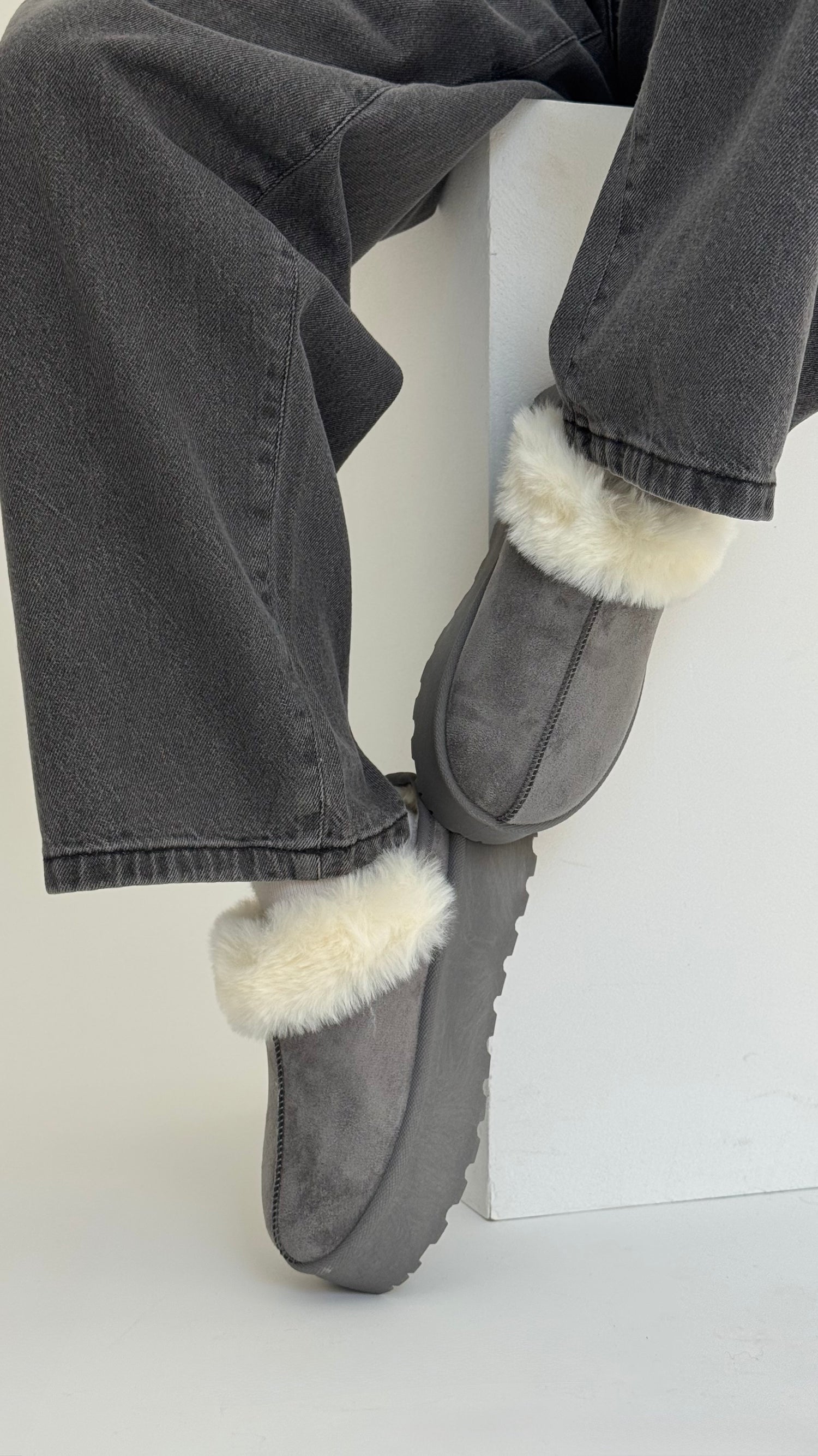 Sabot ‘PELLICCIA’ Grigio