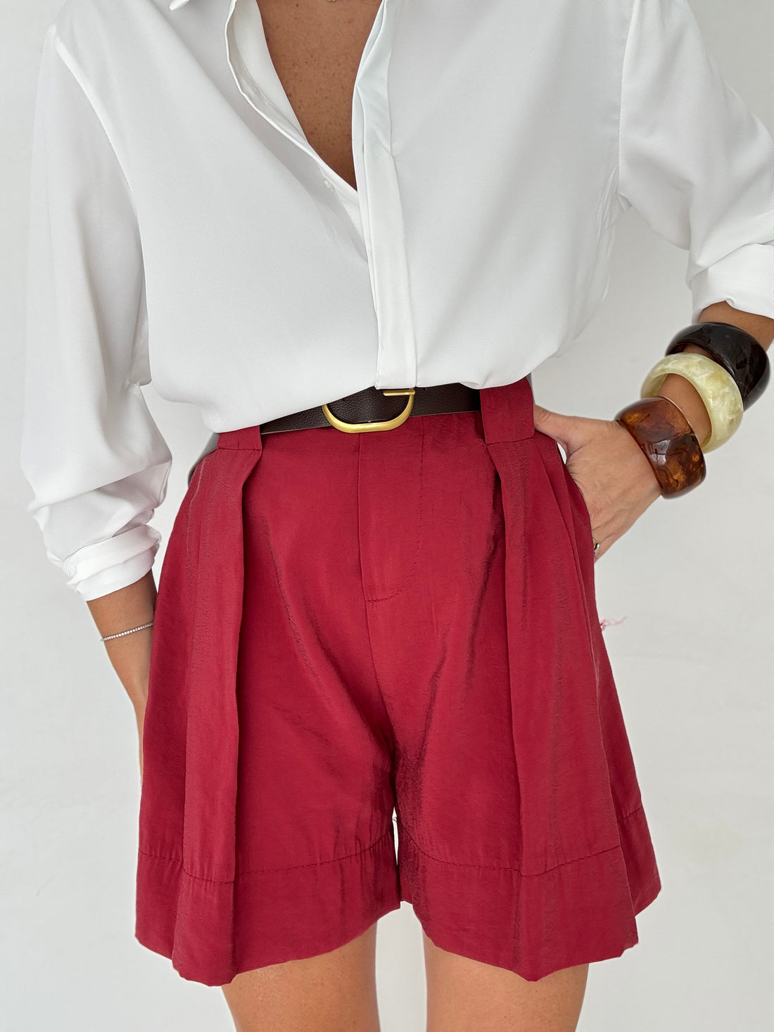 Bermuda ‘DOPPIO PASSANTE’ con cintura Bordeaux