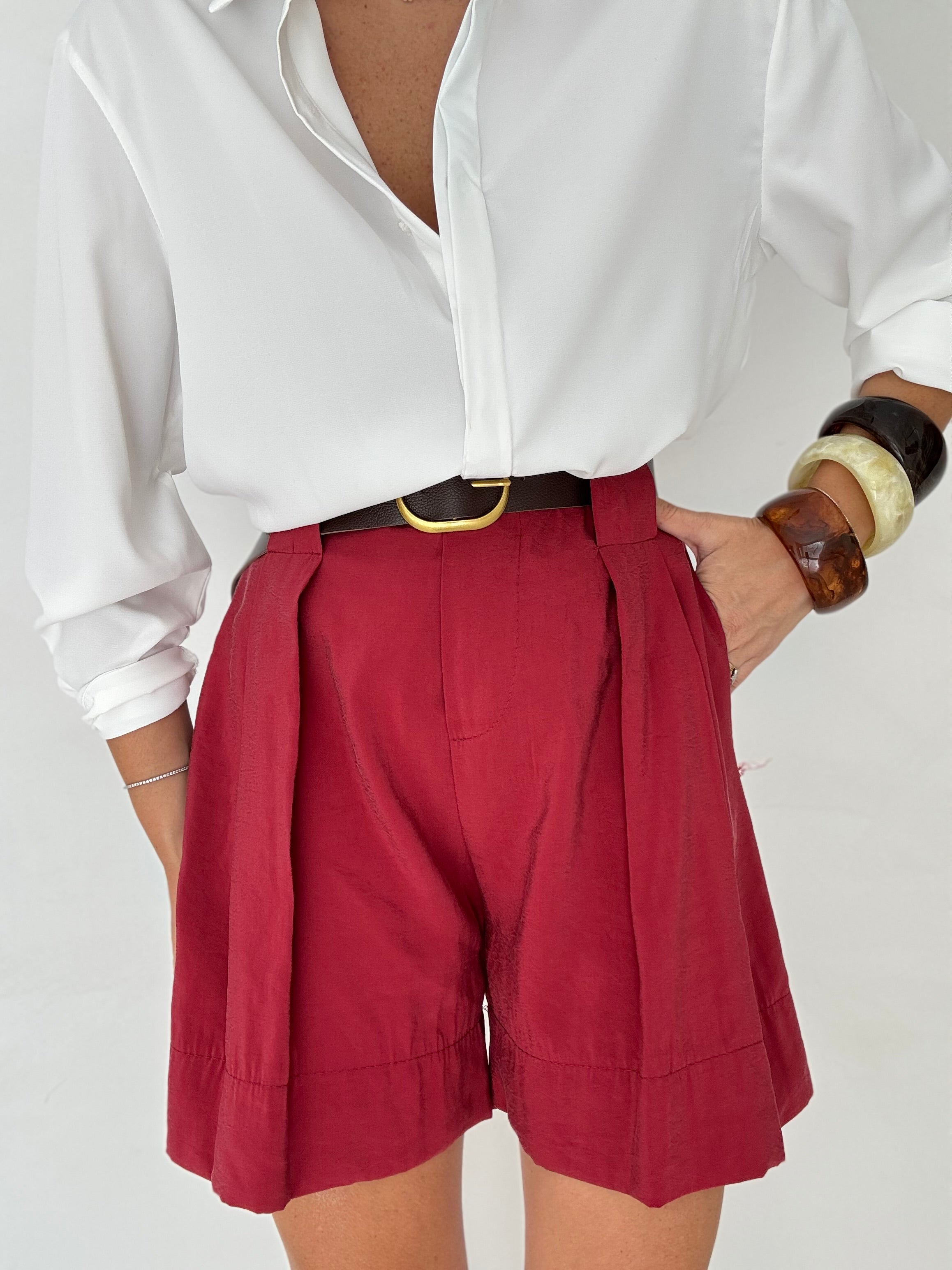 Bermuda ‘DOPPIO PASSANTE’ con cintura Bordeaux