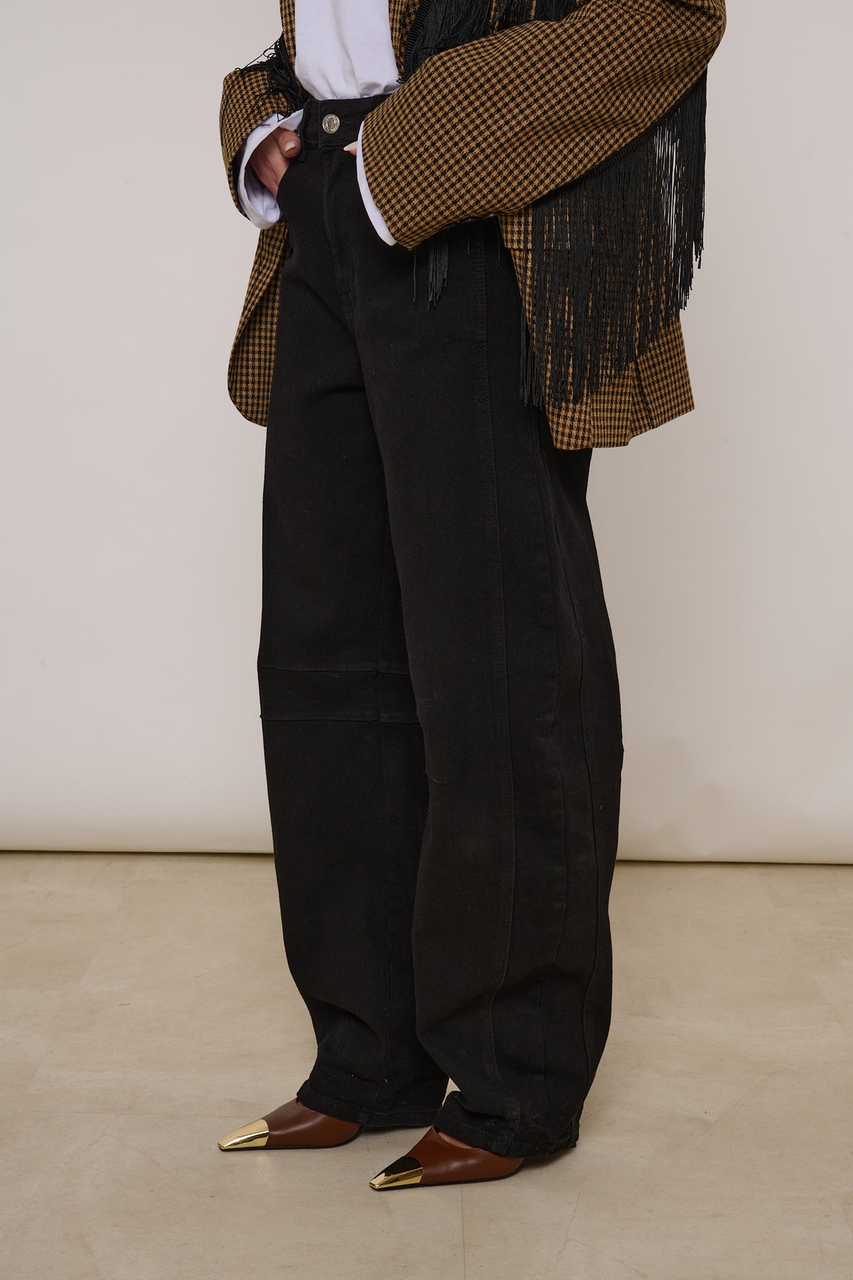 Jeans ‘BARREL 2.0 ’con cuciture Nero
