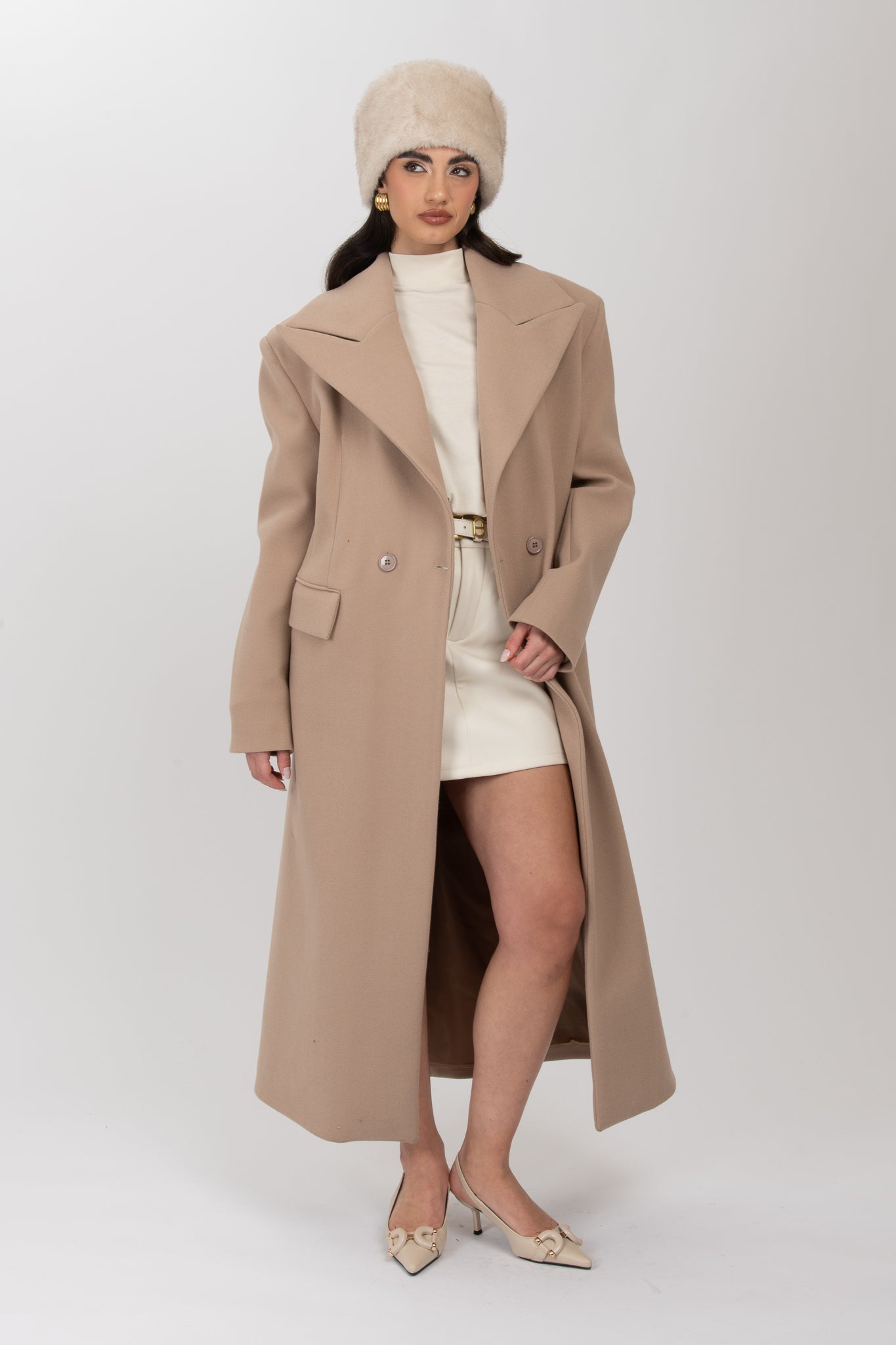 Cappotto ‘MAXI SPALLINE 3&33’ Beige