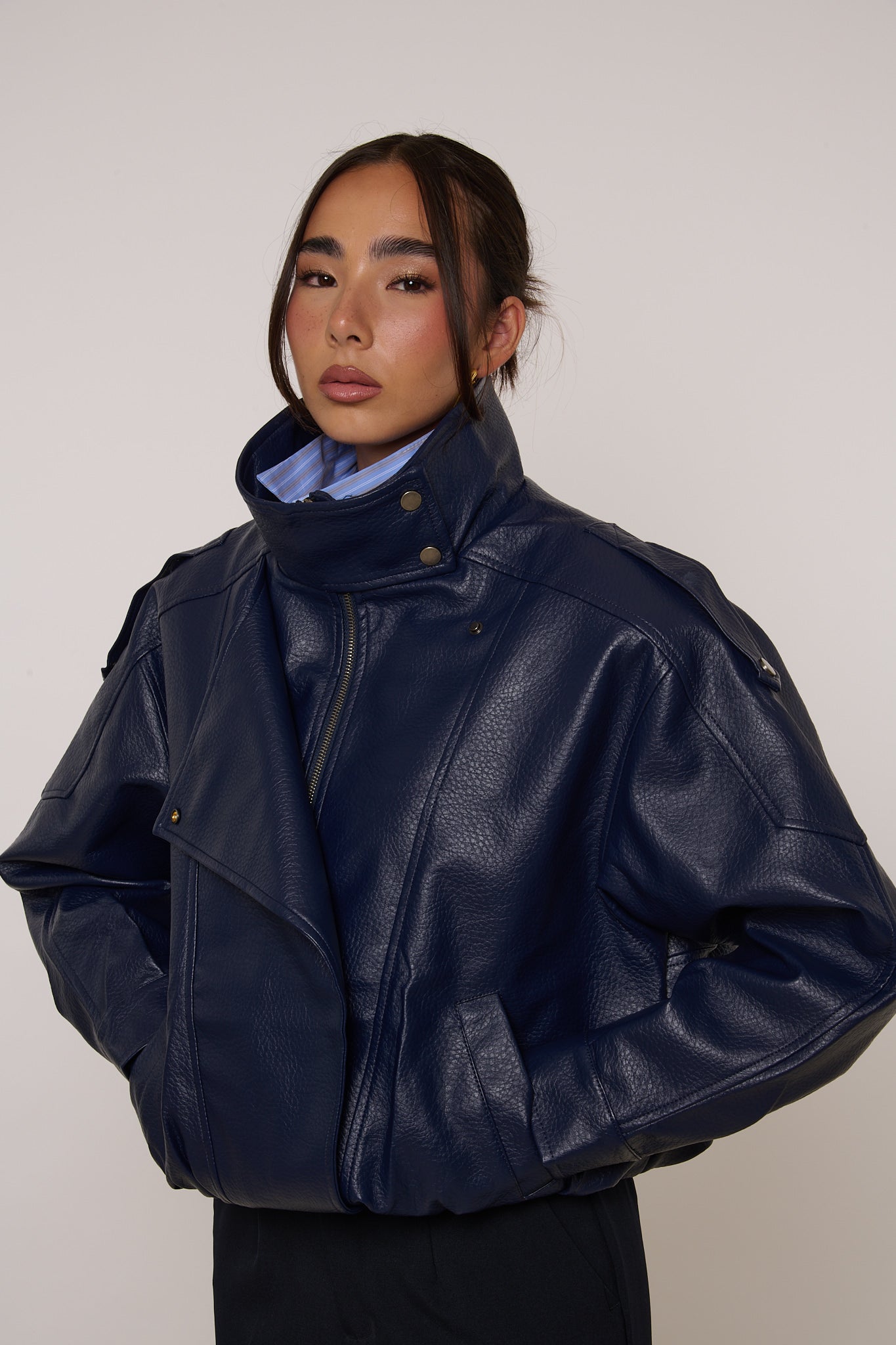 Chiodo/Bomber ‘COLLO ALTO’ ecopelle Blu Notte