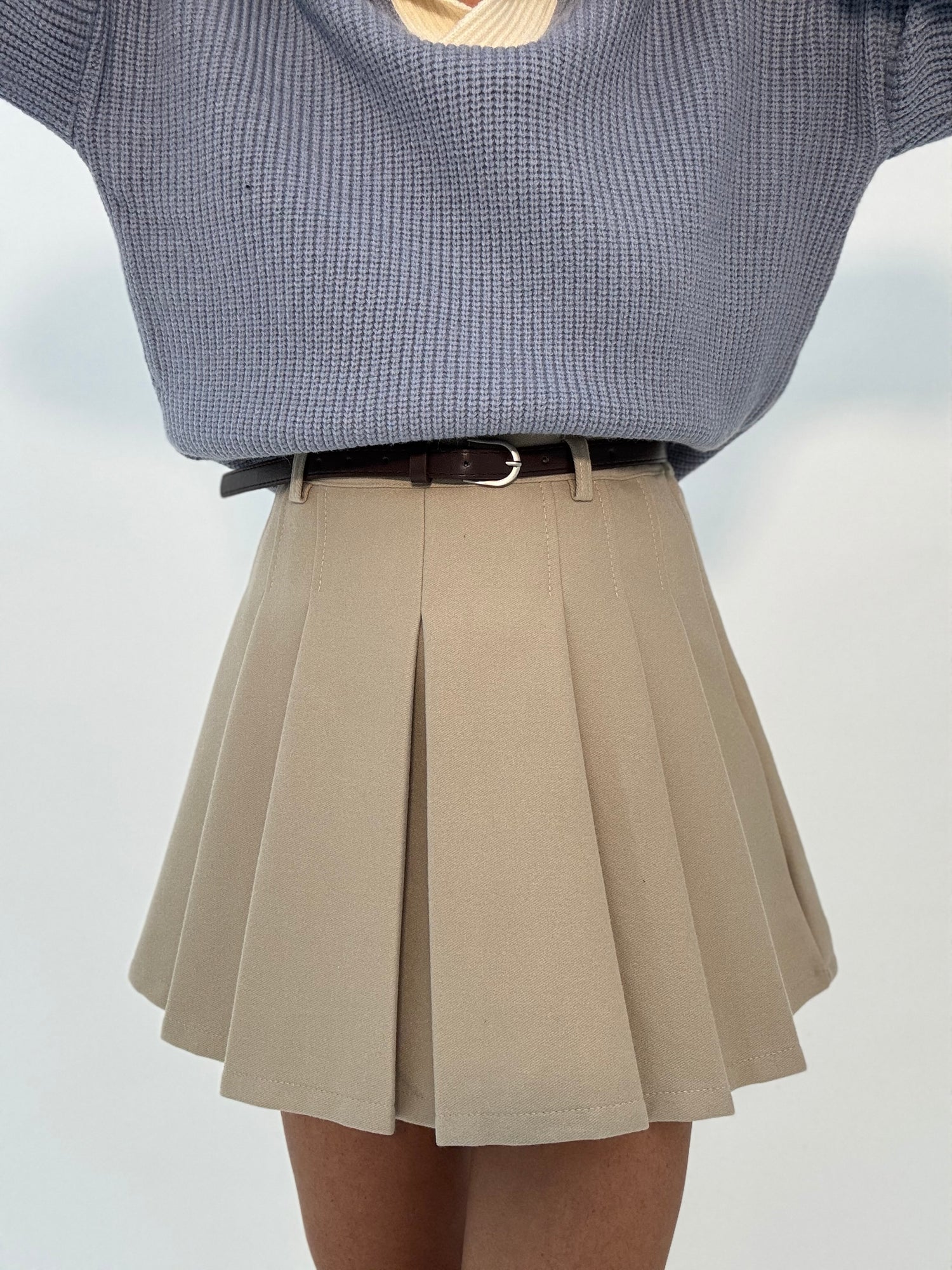 Gonna/Pantaloncino ‘PLISSETTATA CON CINTURA’ Burro