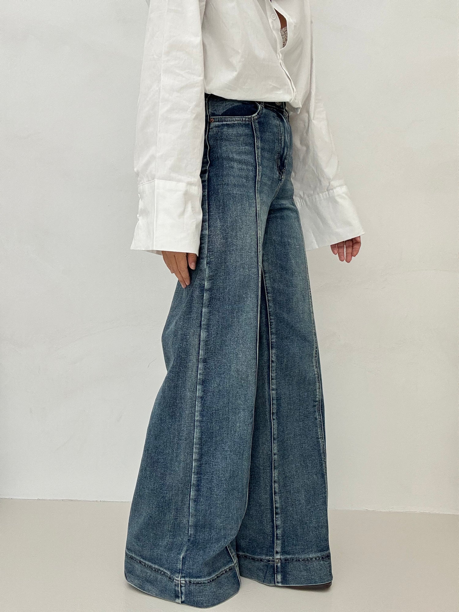 Jeans palazzo ‘MISS’ Denim Chiaro Slavato