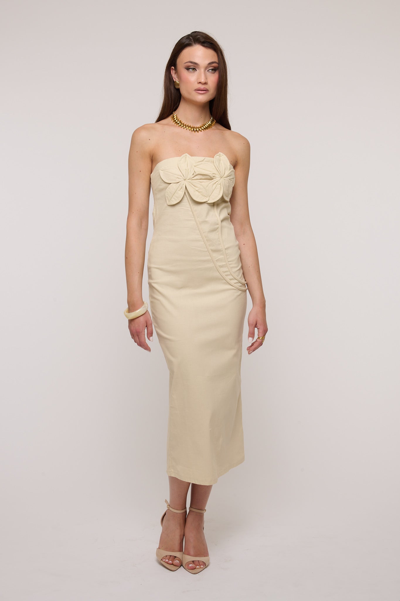 Abito ‘FIORI IN RILIEVO’ Beige