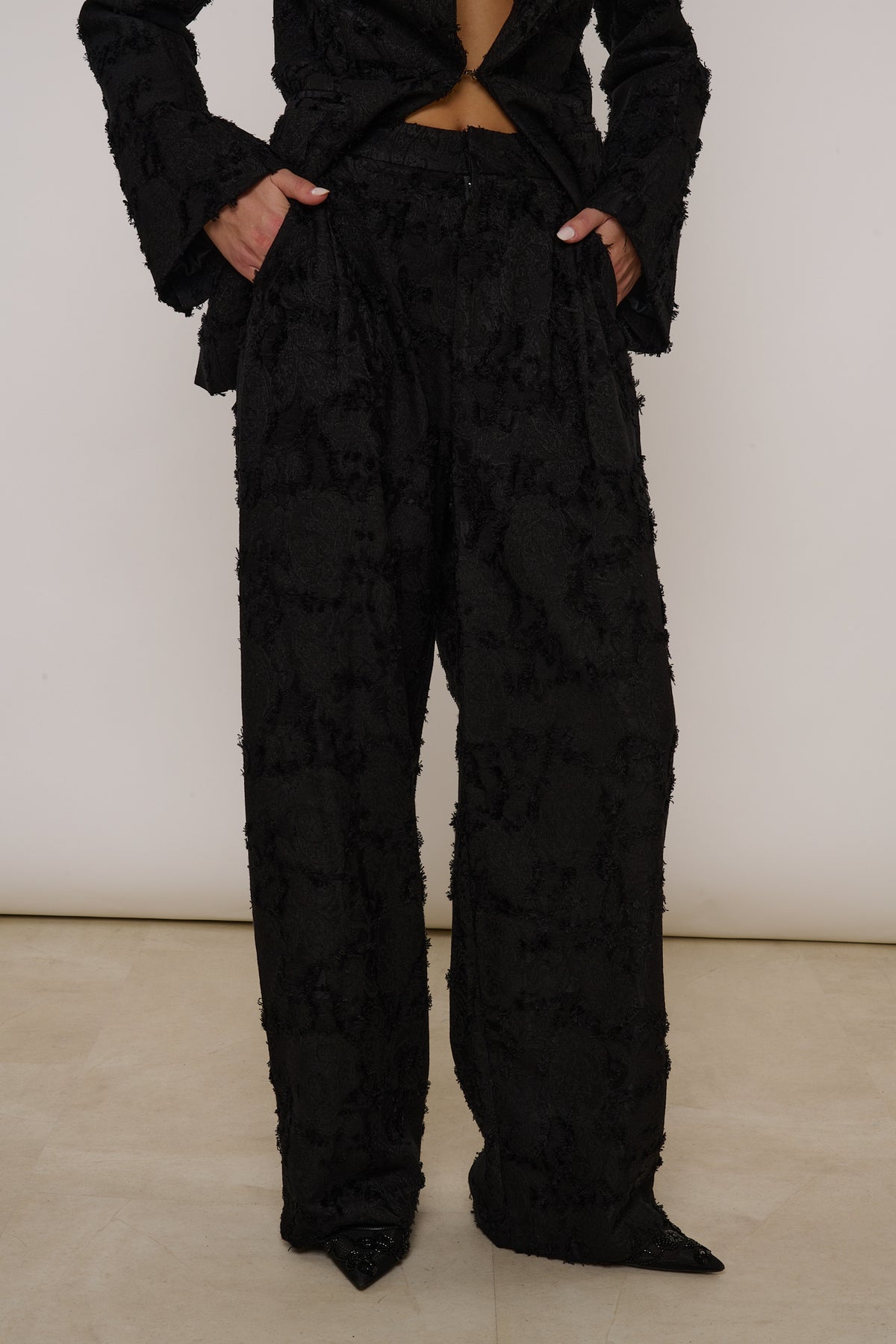 Pantalone ‘EFFETTO SFRANGIATO’ By Lumina Nero