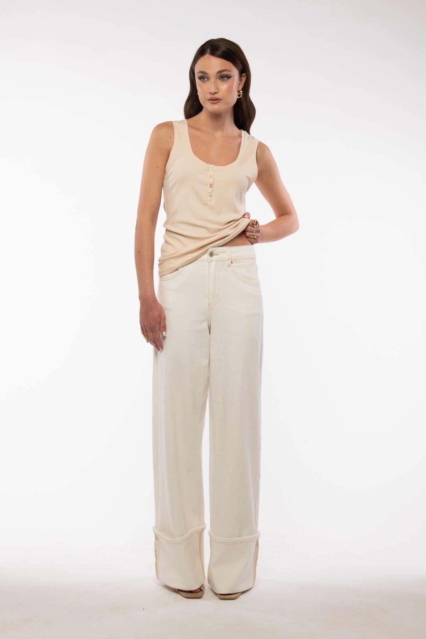 Jeans ‘PIEGONE’ bianco cuciture cuoio