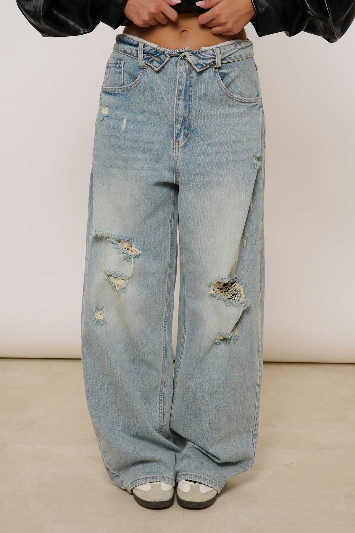 Jeans ‘GIROVITA RISVOLTATO E STRAPPI’ Denim Chiaro