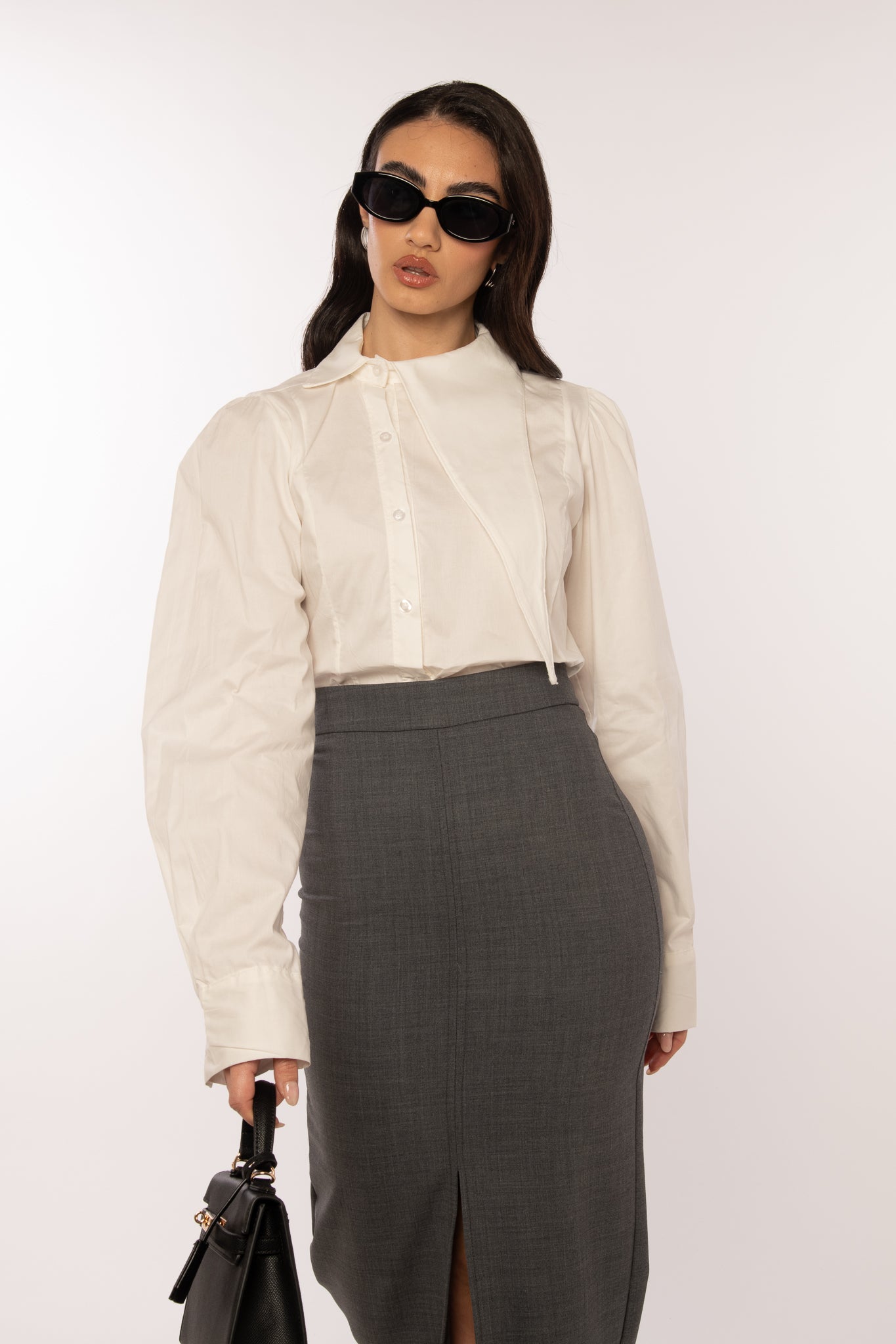 Camicia crop ‘BAVERO ASIMMETRICO’ Bianca