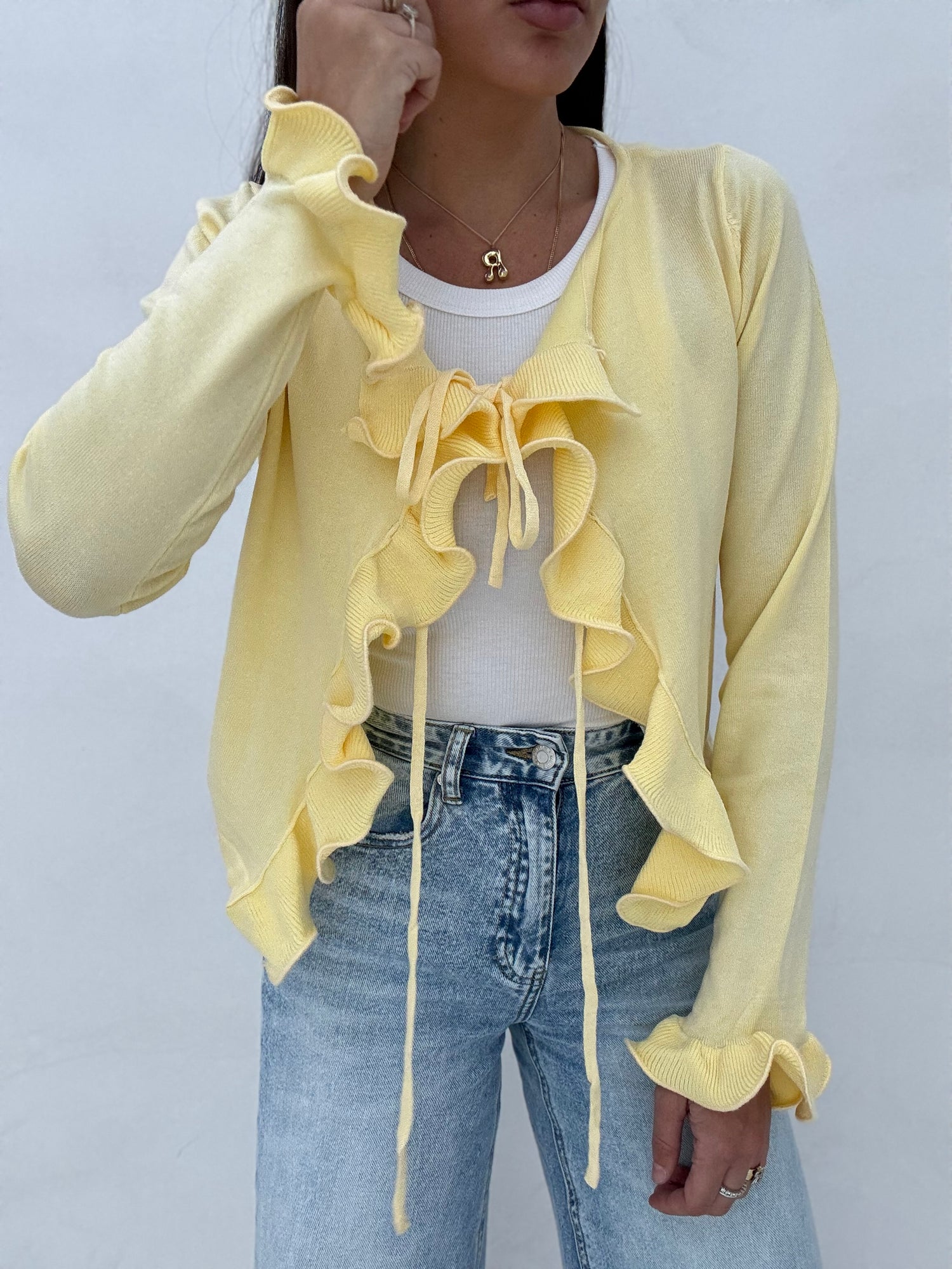 Maglia in filo con  ‘ROUCHES’ Giallo