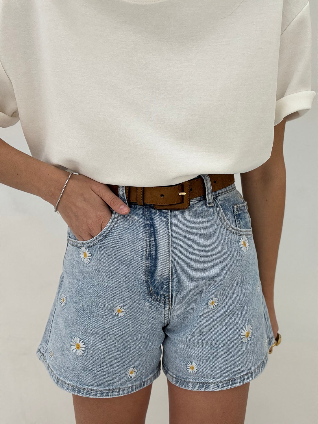 Pantaloncino ‘MARGHERITE’ in denim